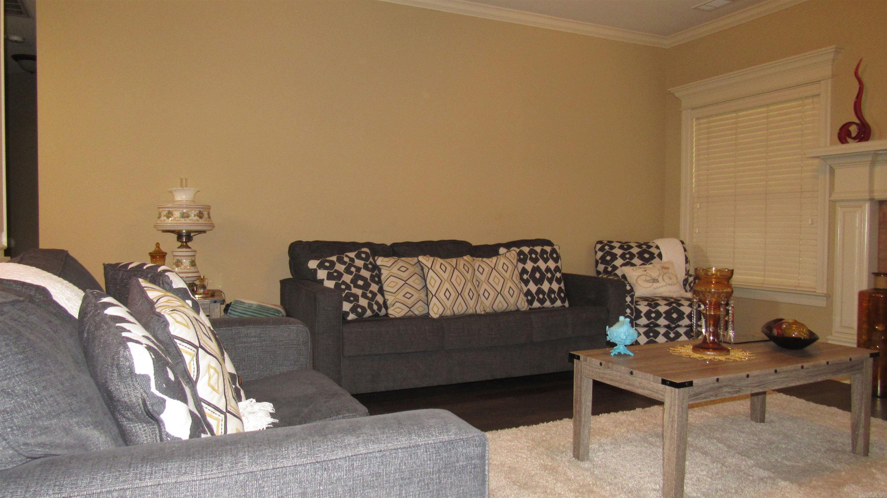 CRYSTALWOOD - Residential