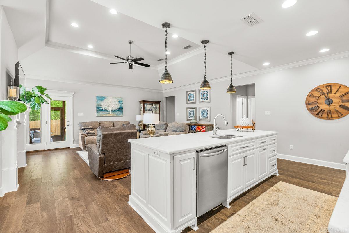 WILDWOOD PLACE - Residential