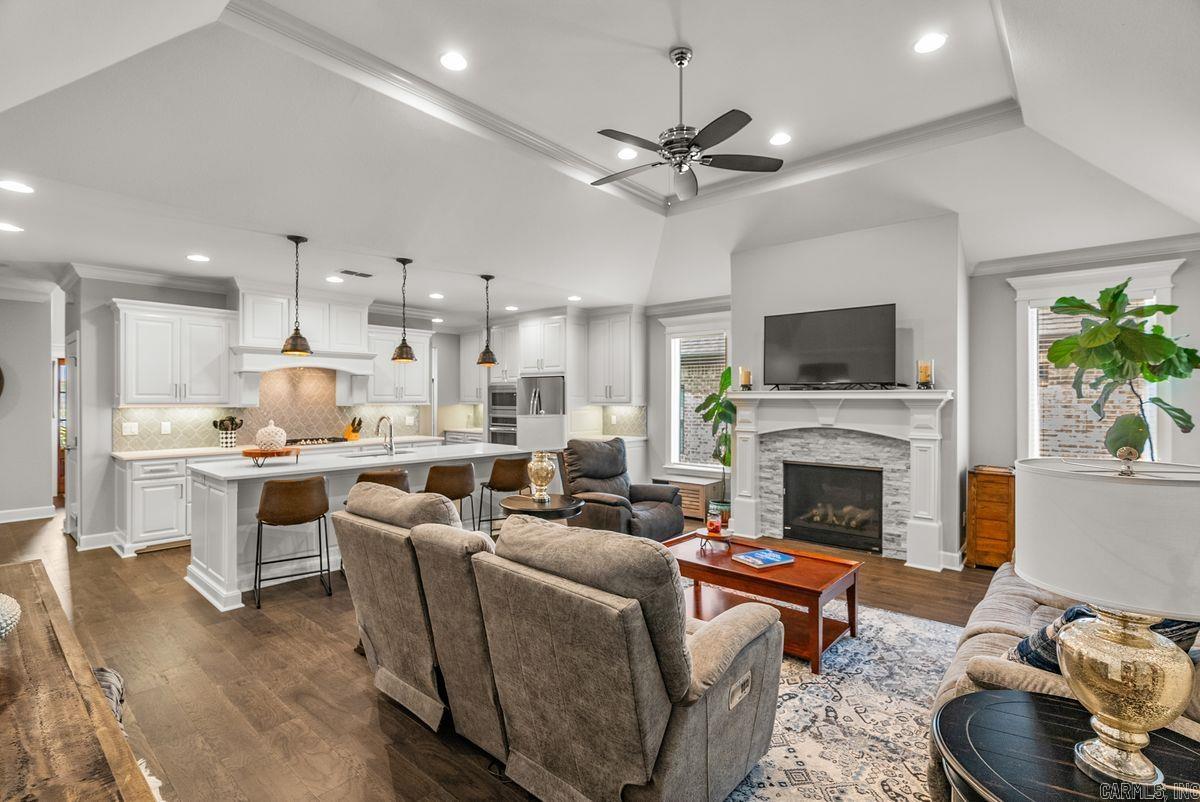 WILDWOOD PLACE - Residential