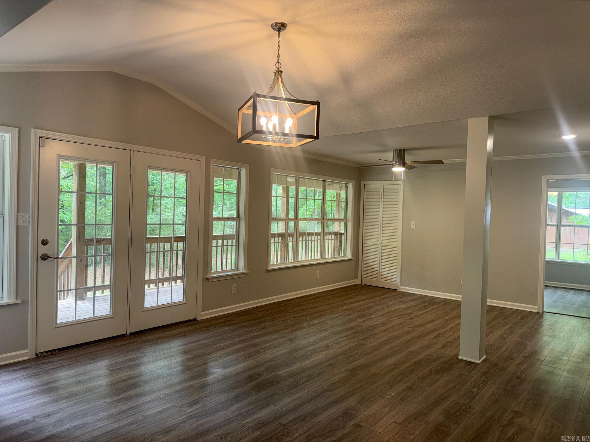 SPANNS PINE ACRES - Residential