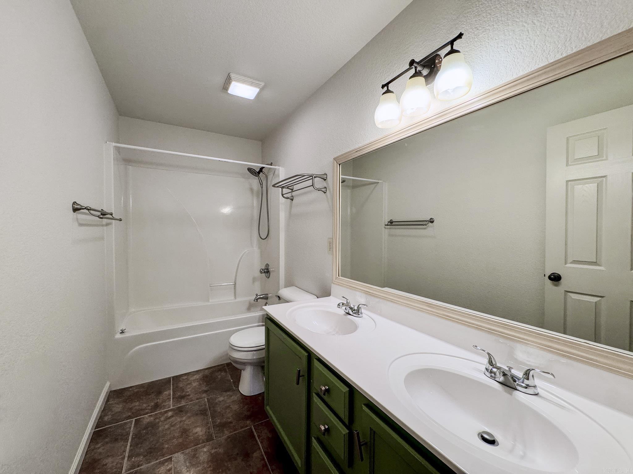 Southern Comfort Estates - Residential Lease