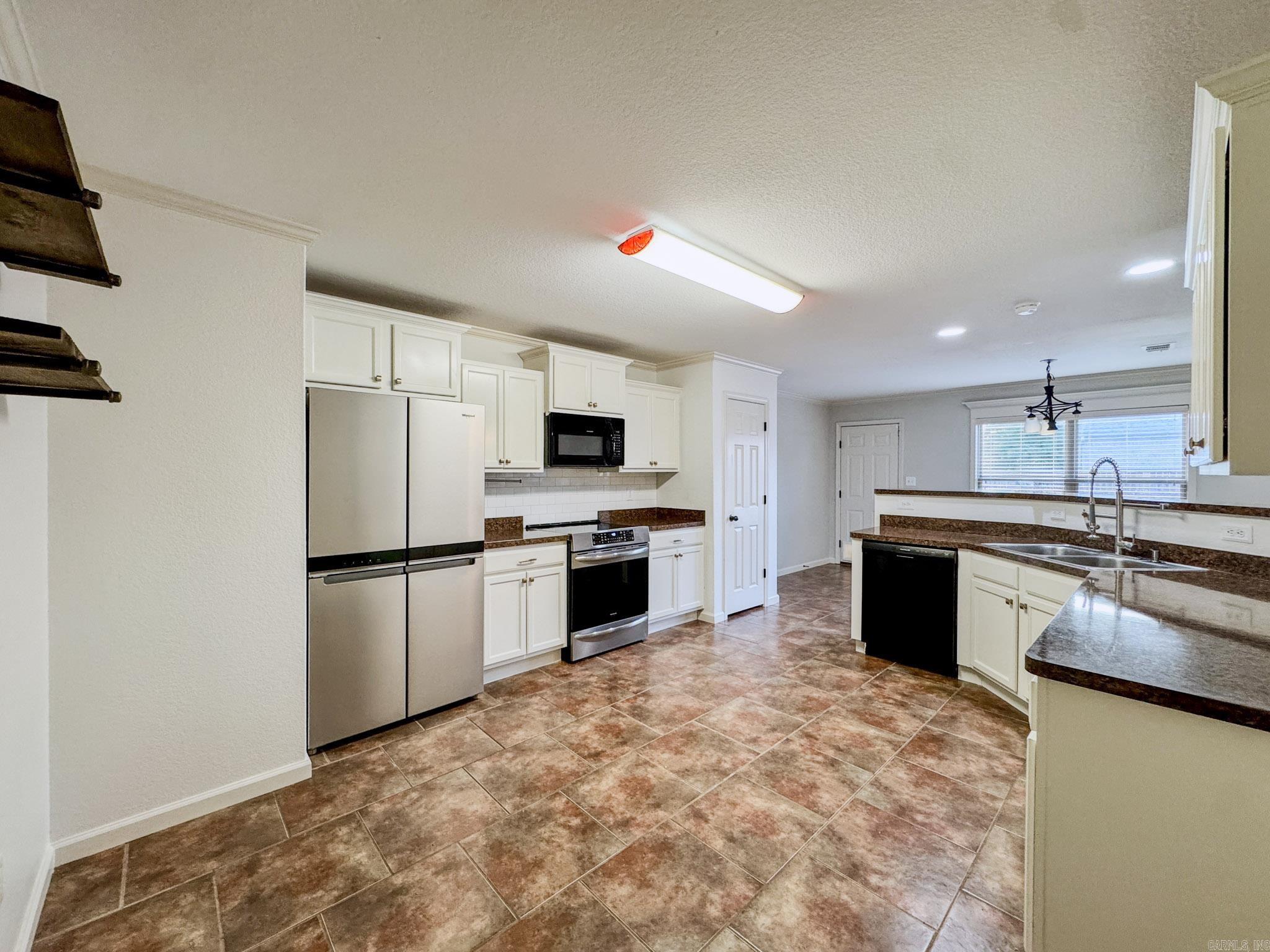 Southern Comfort Estates - Residential Lease