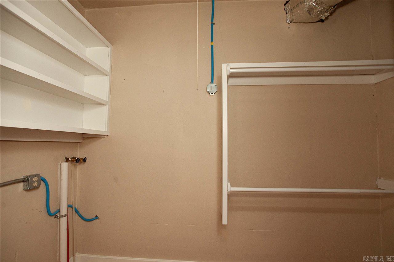 Hill Crest - Residential Lease