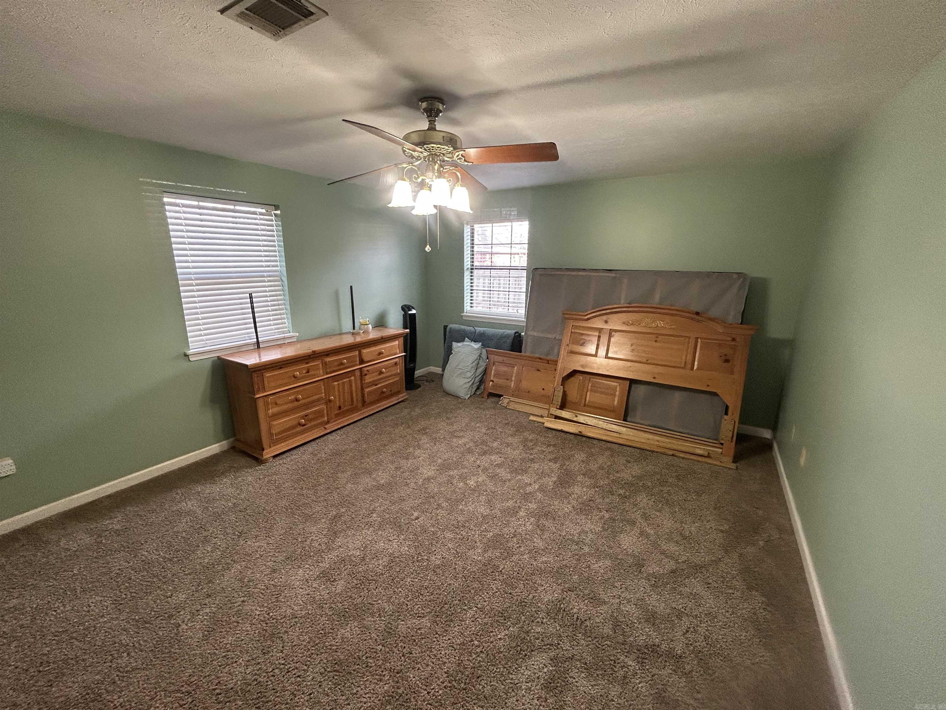 HARTWELL PLACE - Residential