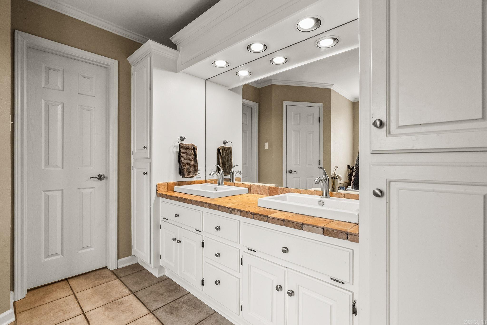 COUNTRY CLUB OF ARKANSAS PH 18 - Residential