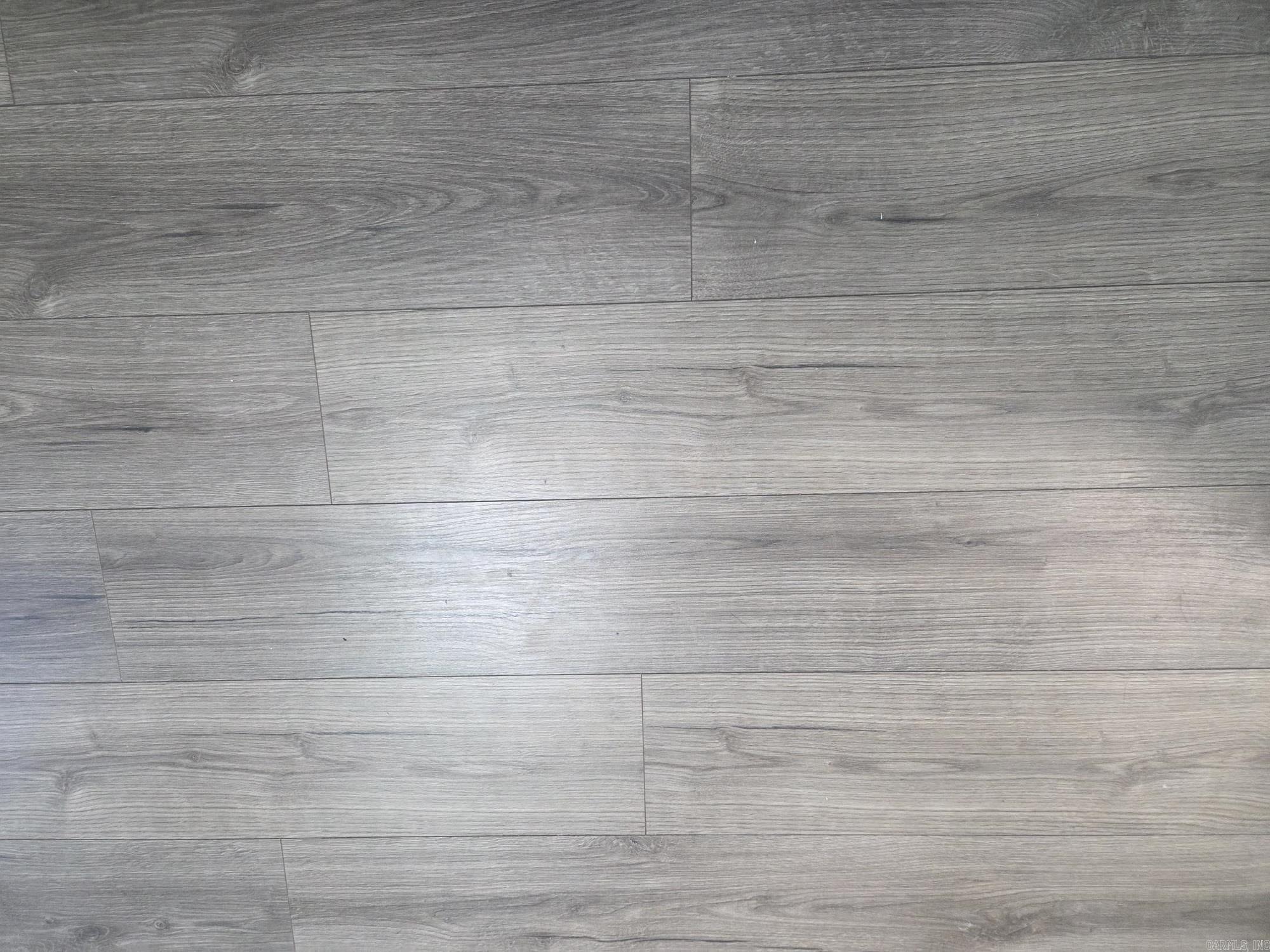 RIVER OAKS COMMONS - Residential