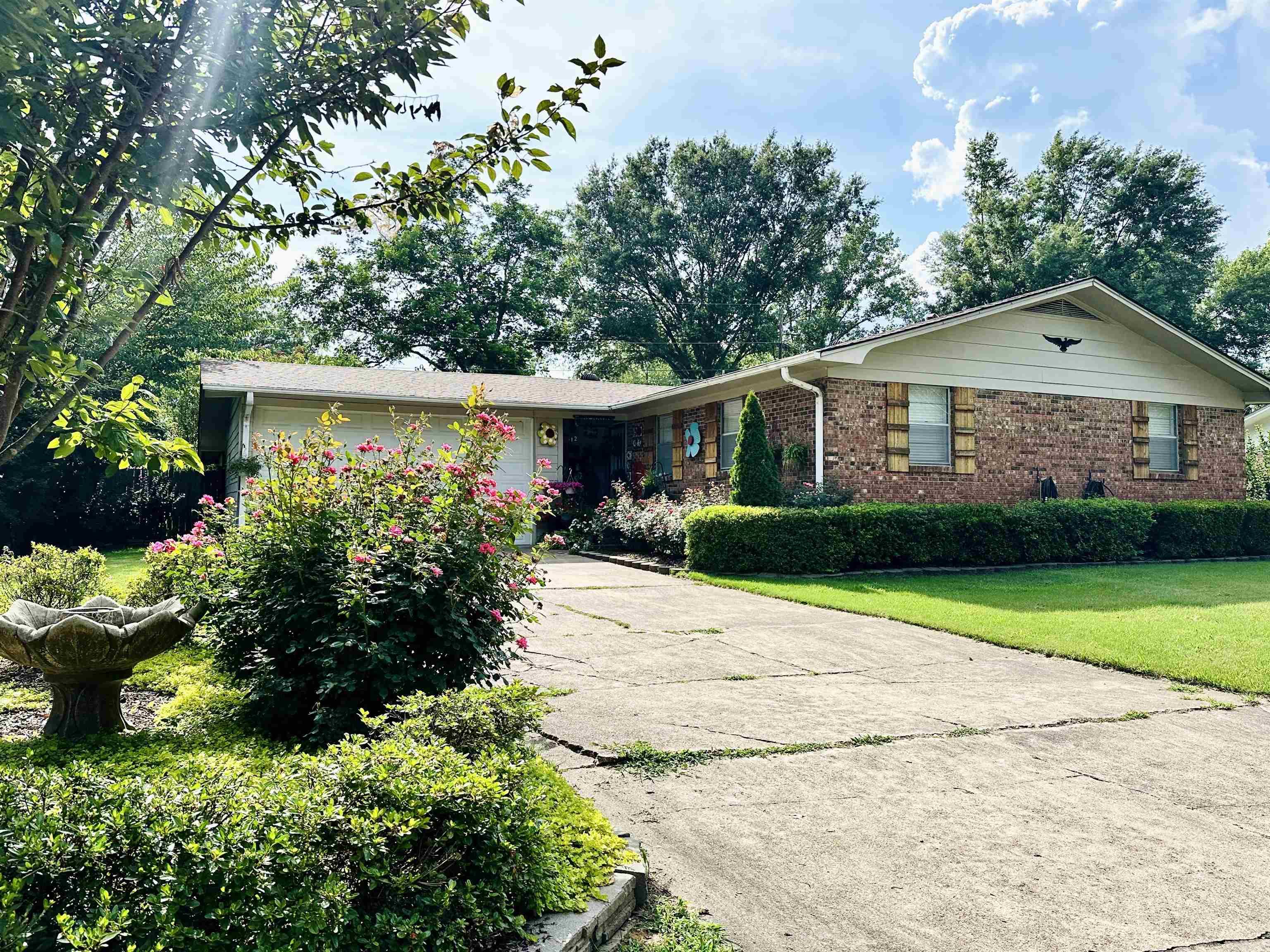 LAMBERT TERRACE - Residential