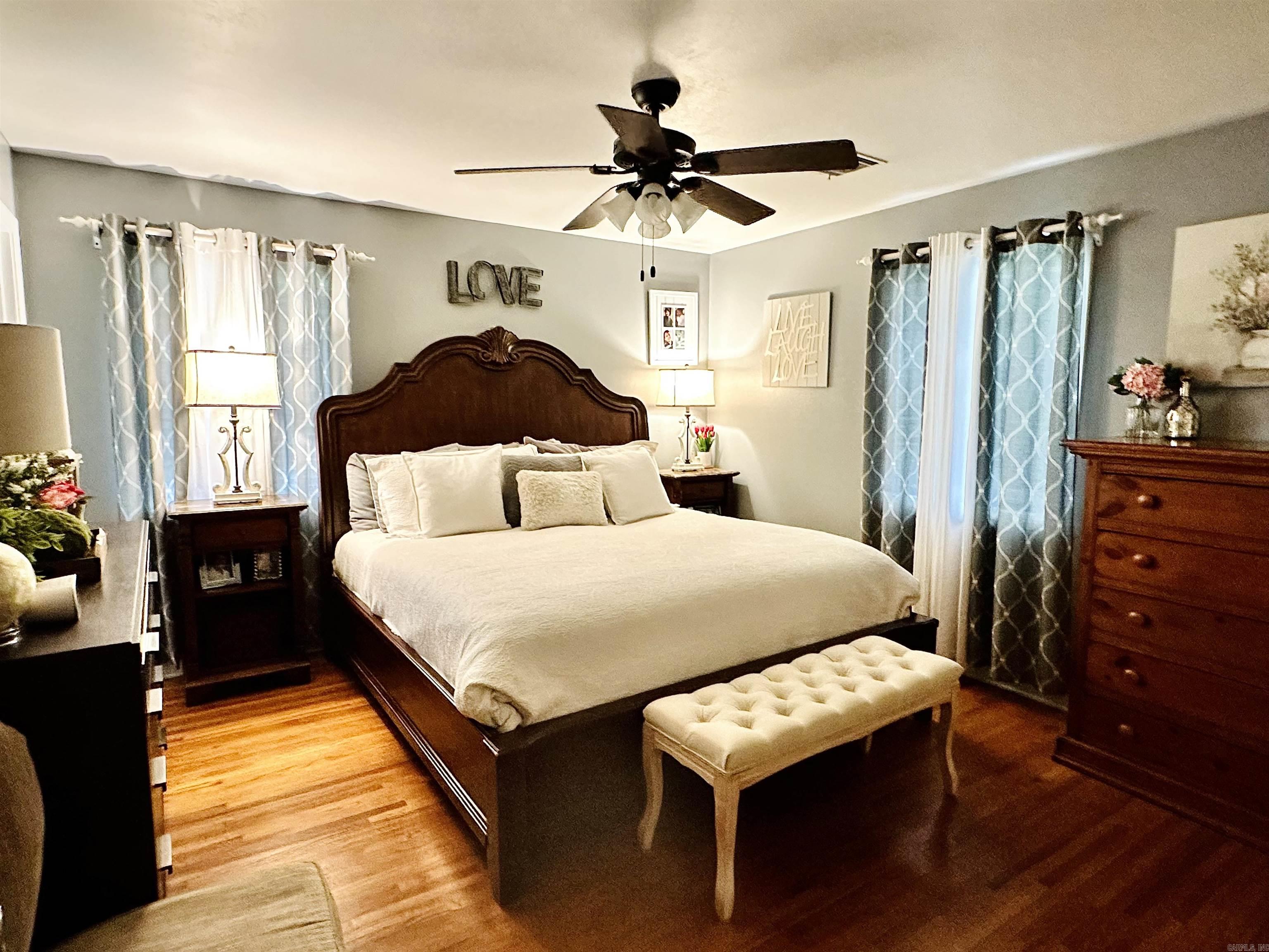 LAMBERT TERRACE - Residential