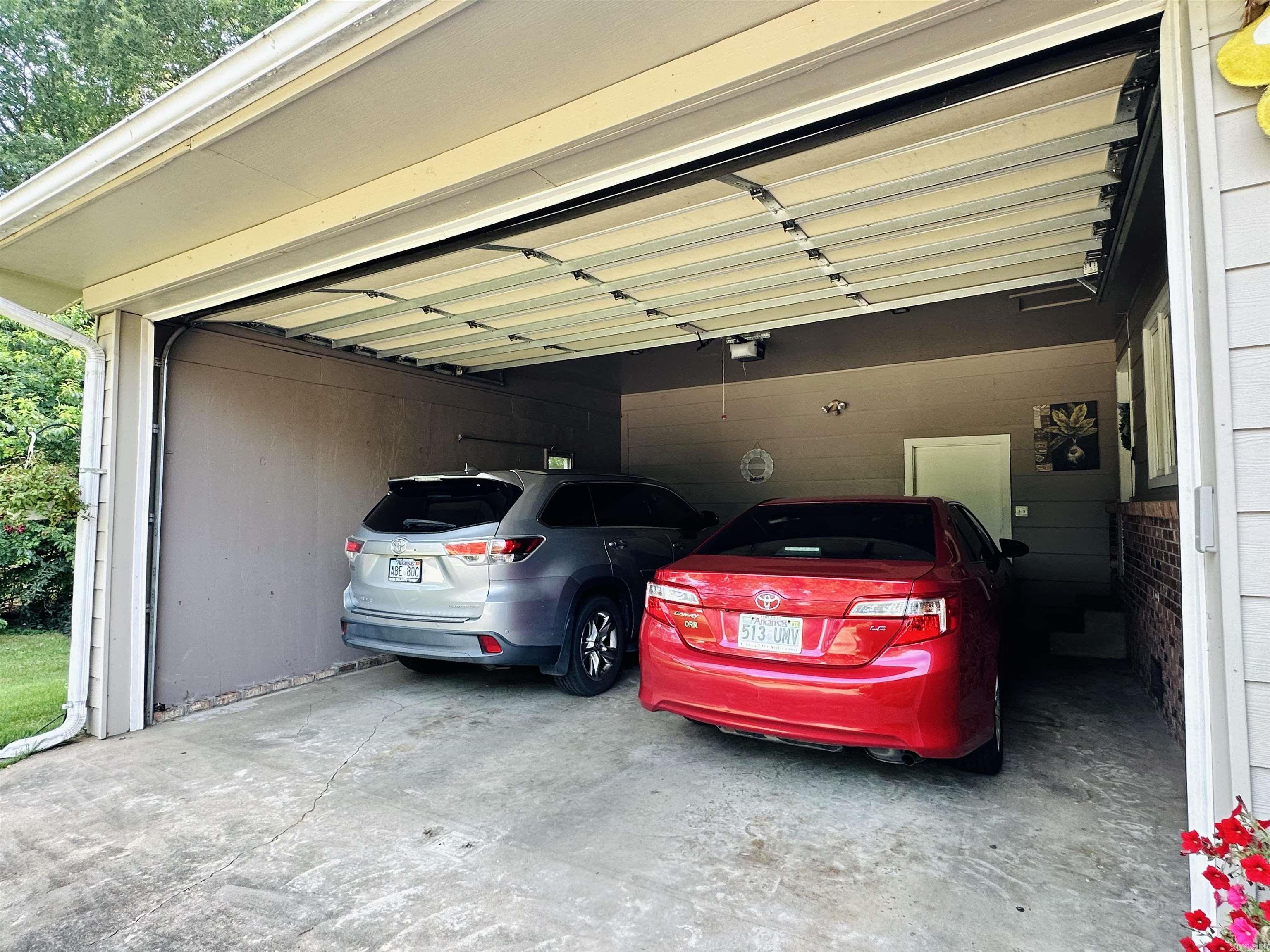 LAMBERT TERRACE - Residential