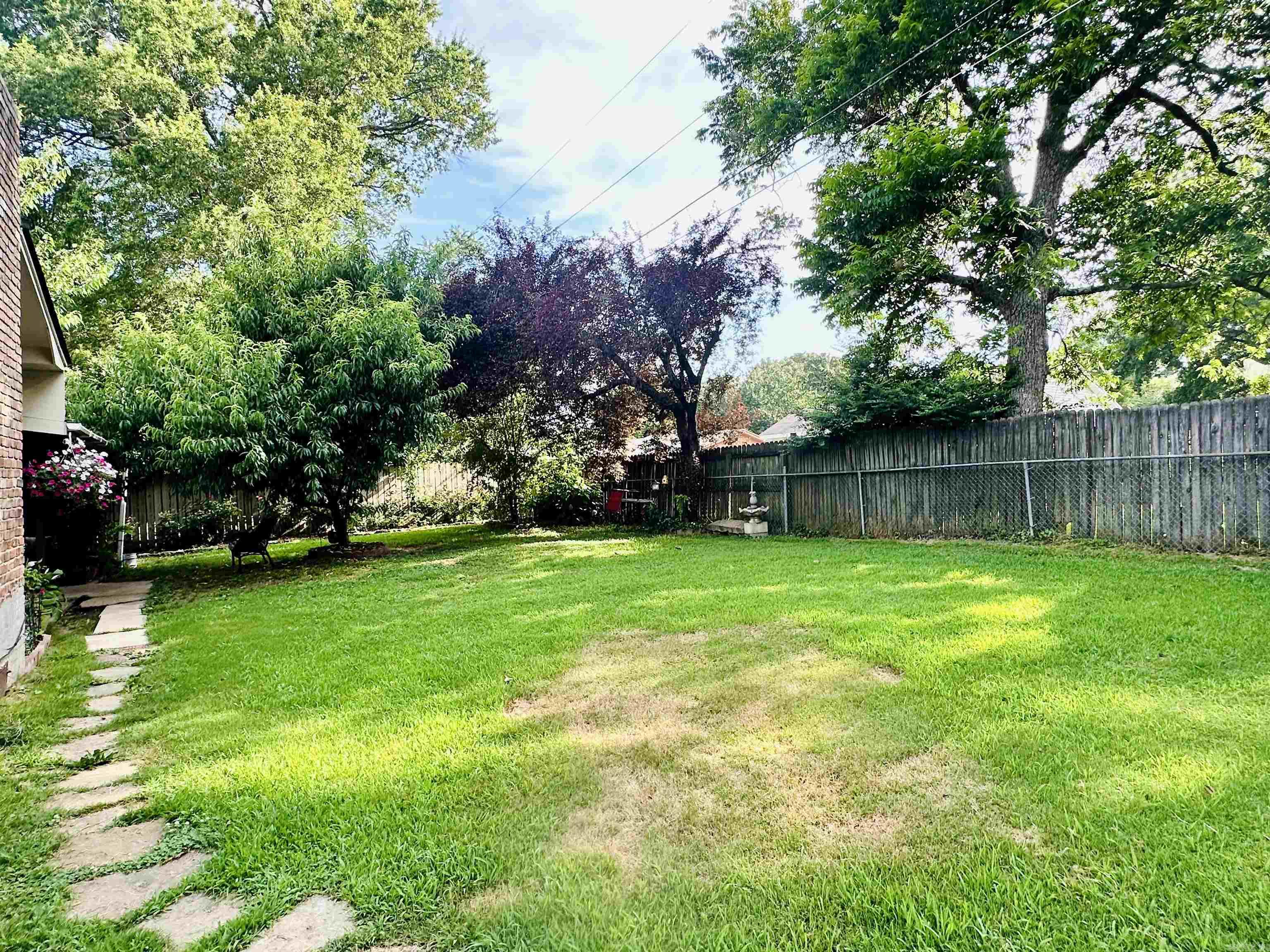 LAMBERT TERRACE - Residential