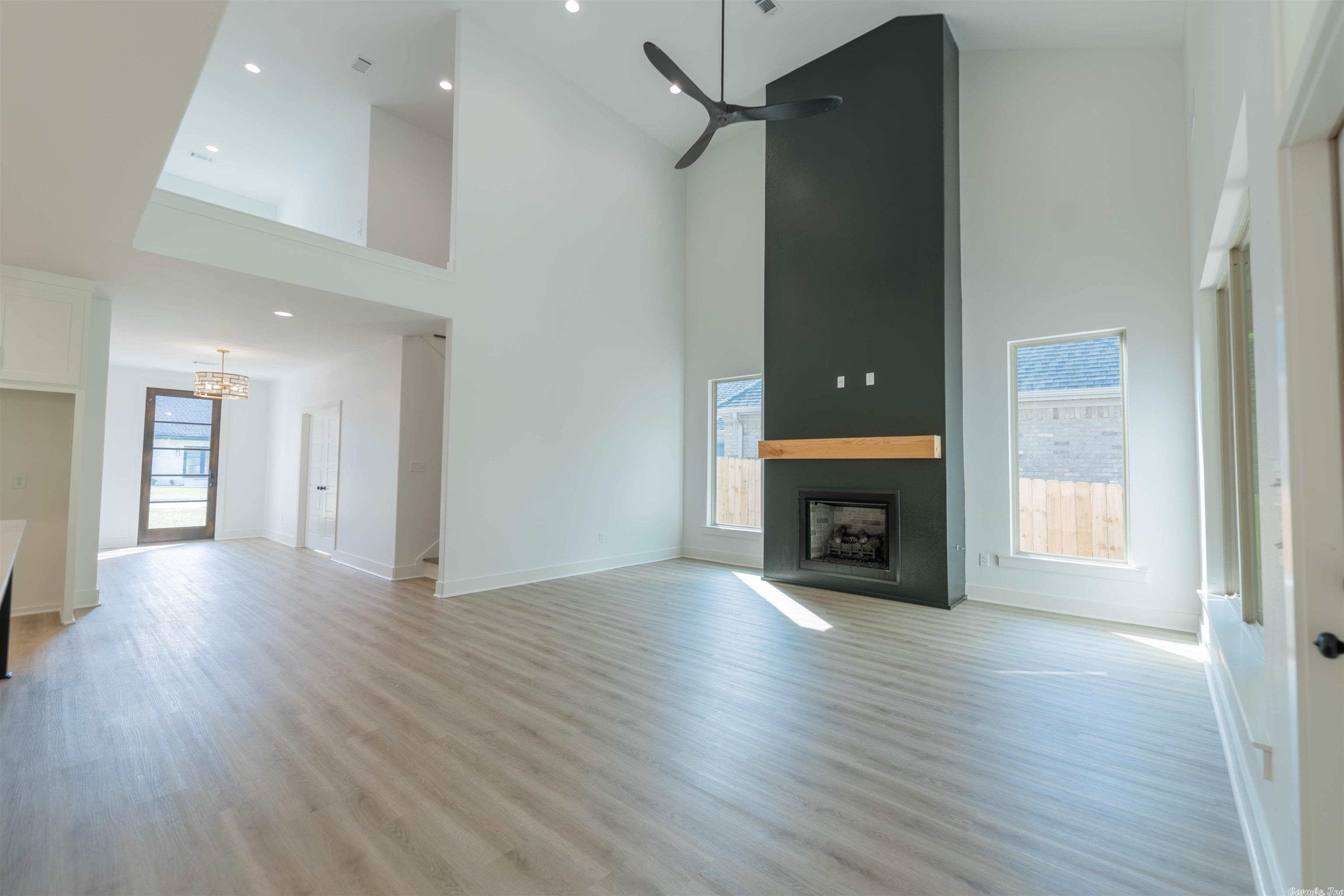 STONEBROOK - Residential