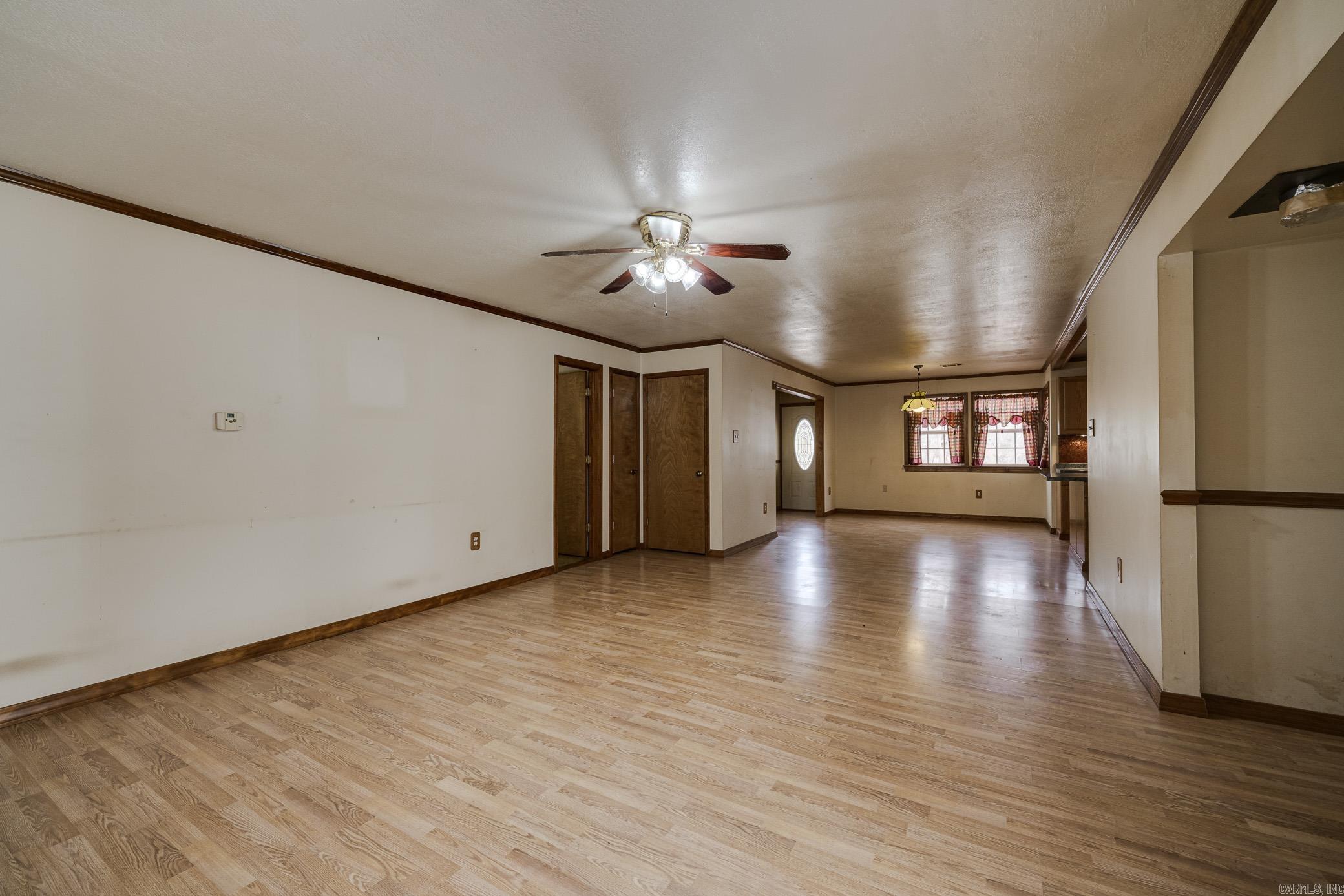 OLD MILL POND ROUND MOUNTAIN - Residential