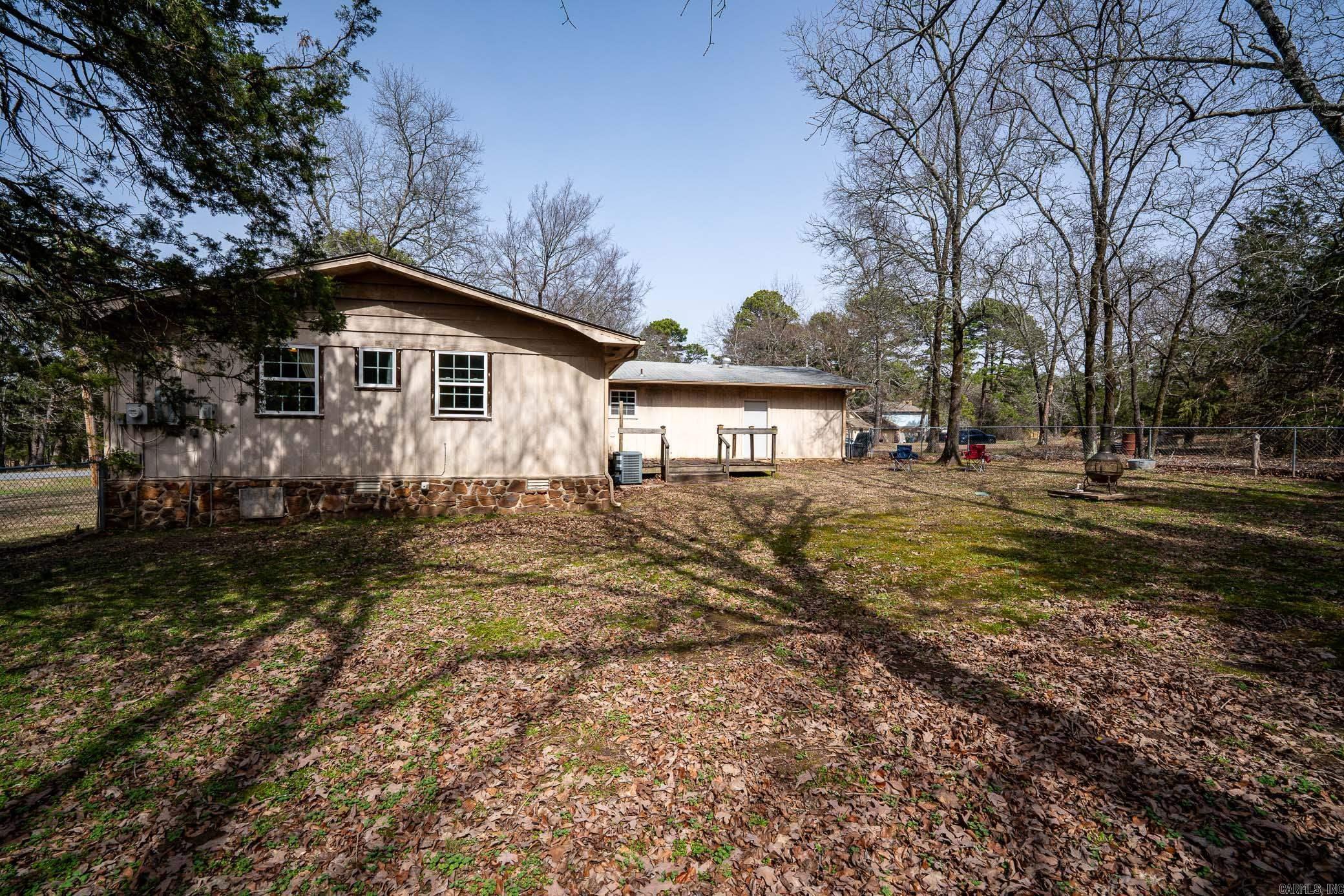 OLD MILL POND ROUND MOUNTAIN - Residential