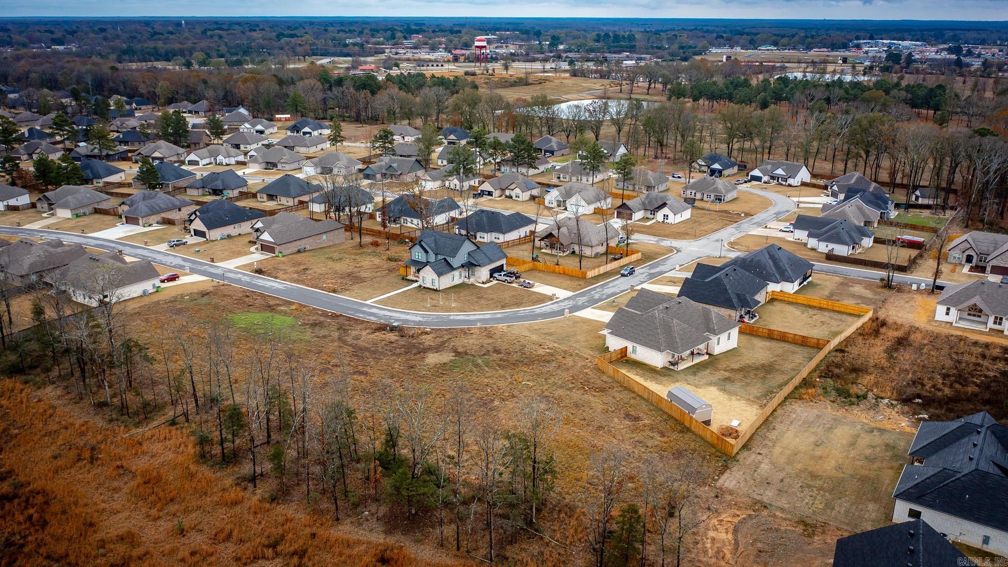 HIDDEN VALLEY ESTATES - Land