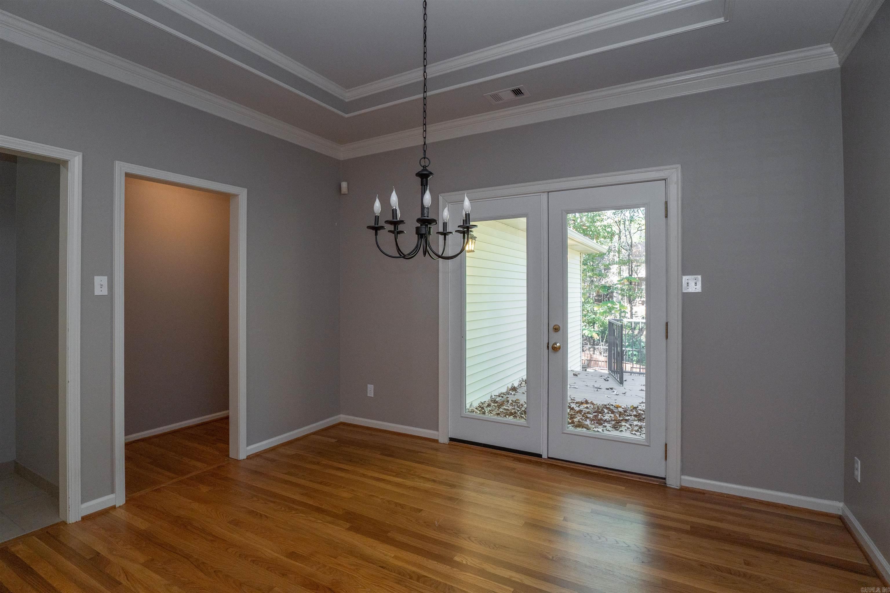 ST CHARLES ADDN - Residential