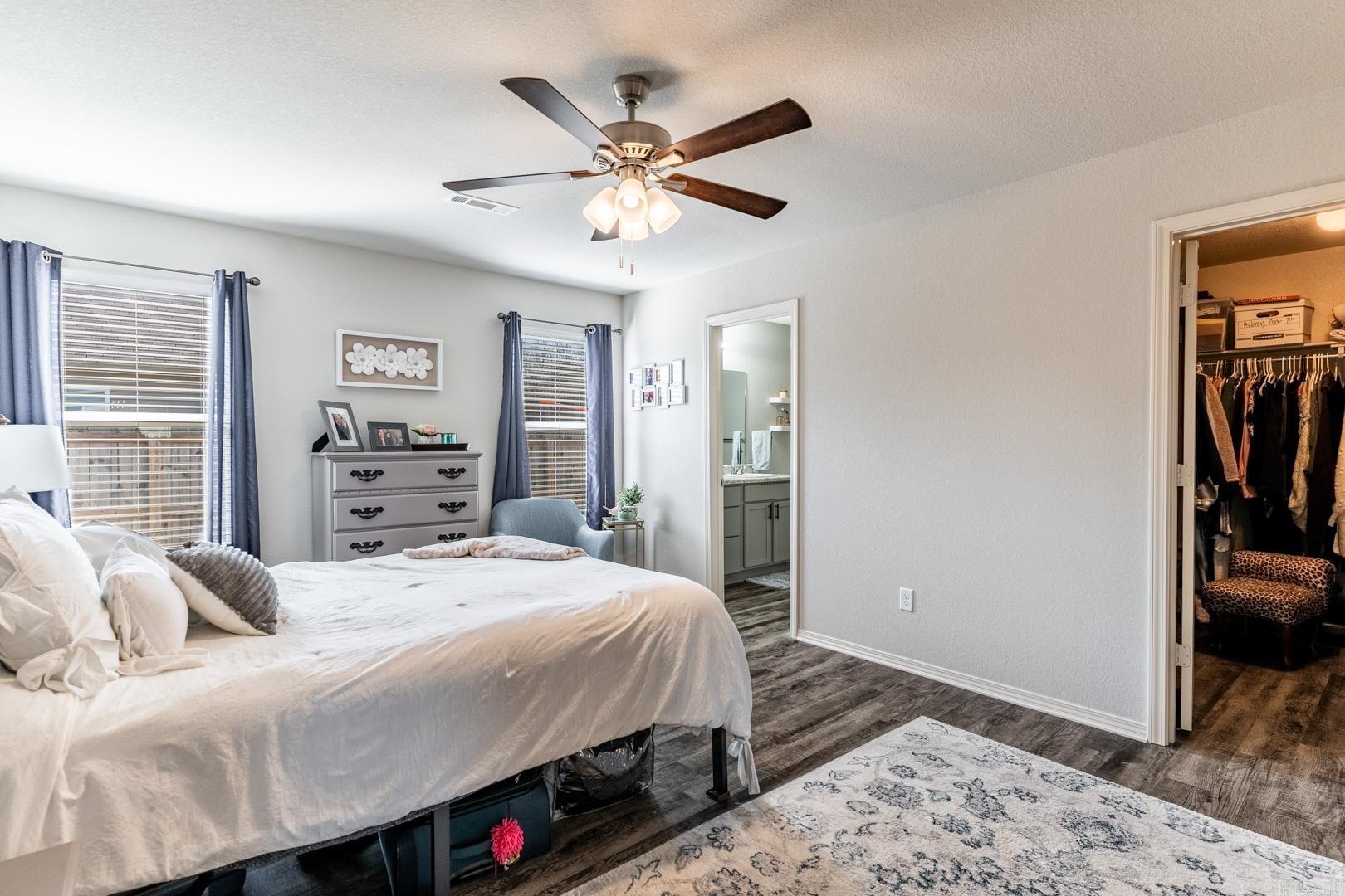 BENJAMIN GROVE - Residential