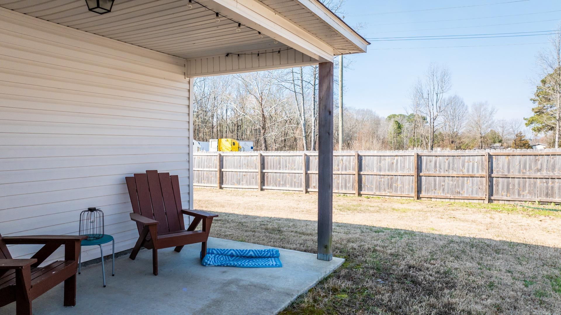 BENJAMIN GROVE - Residential