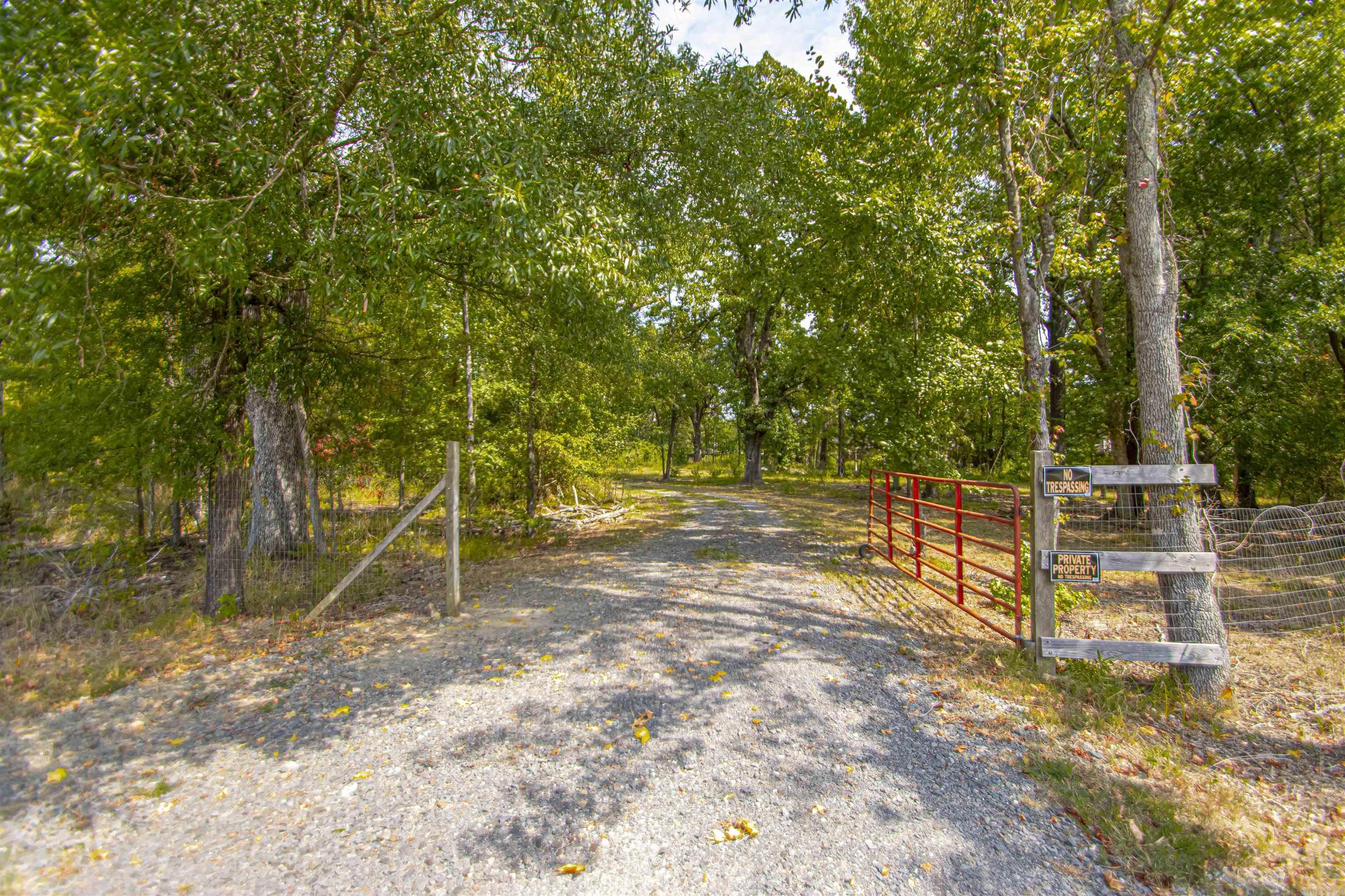 2N-13-10 - Commercial Sale