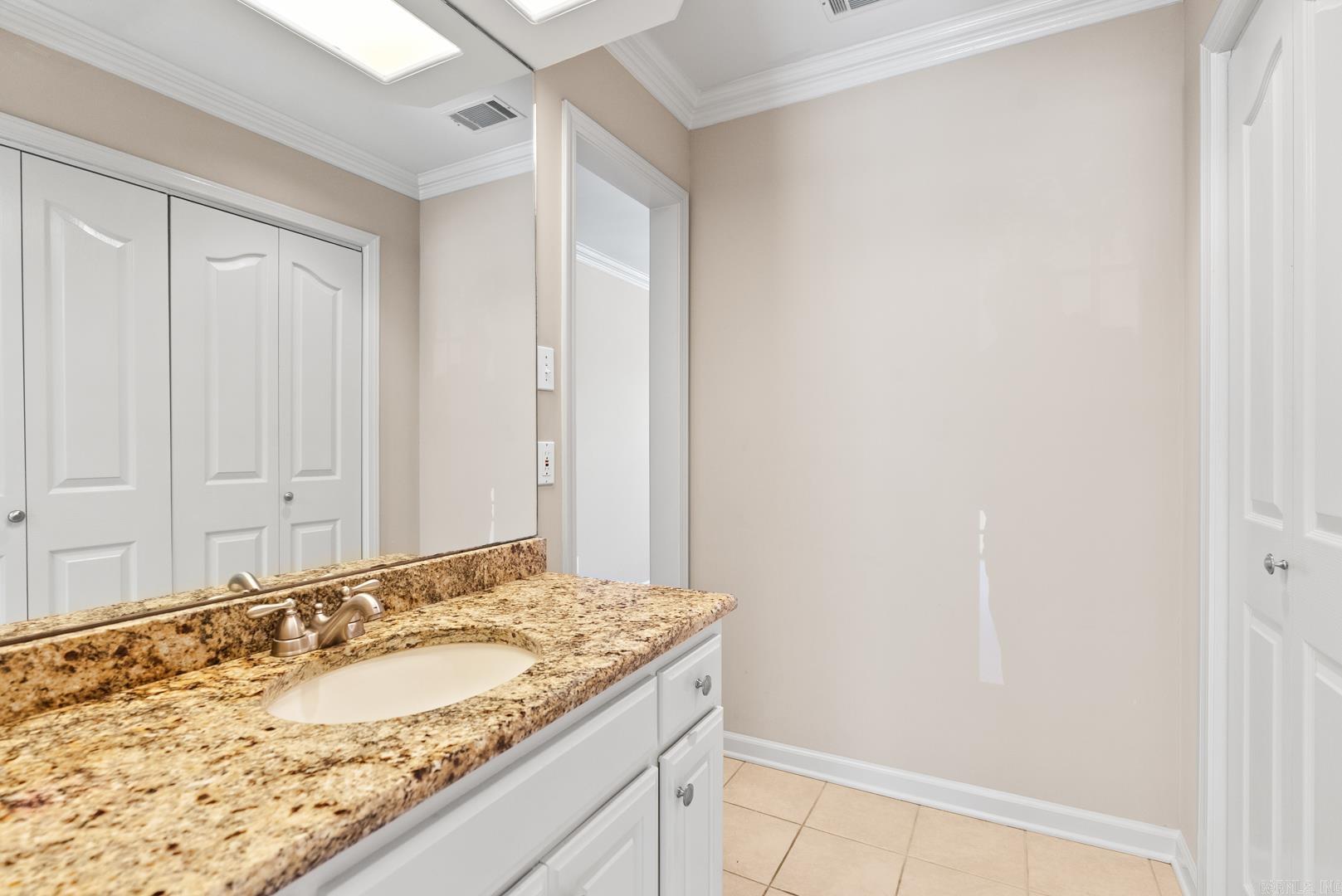 SECLUDED HILLS ADDN - Residential