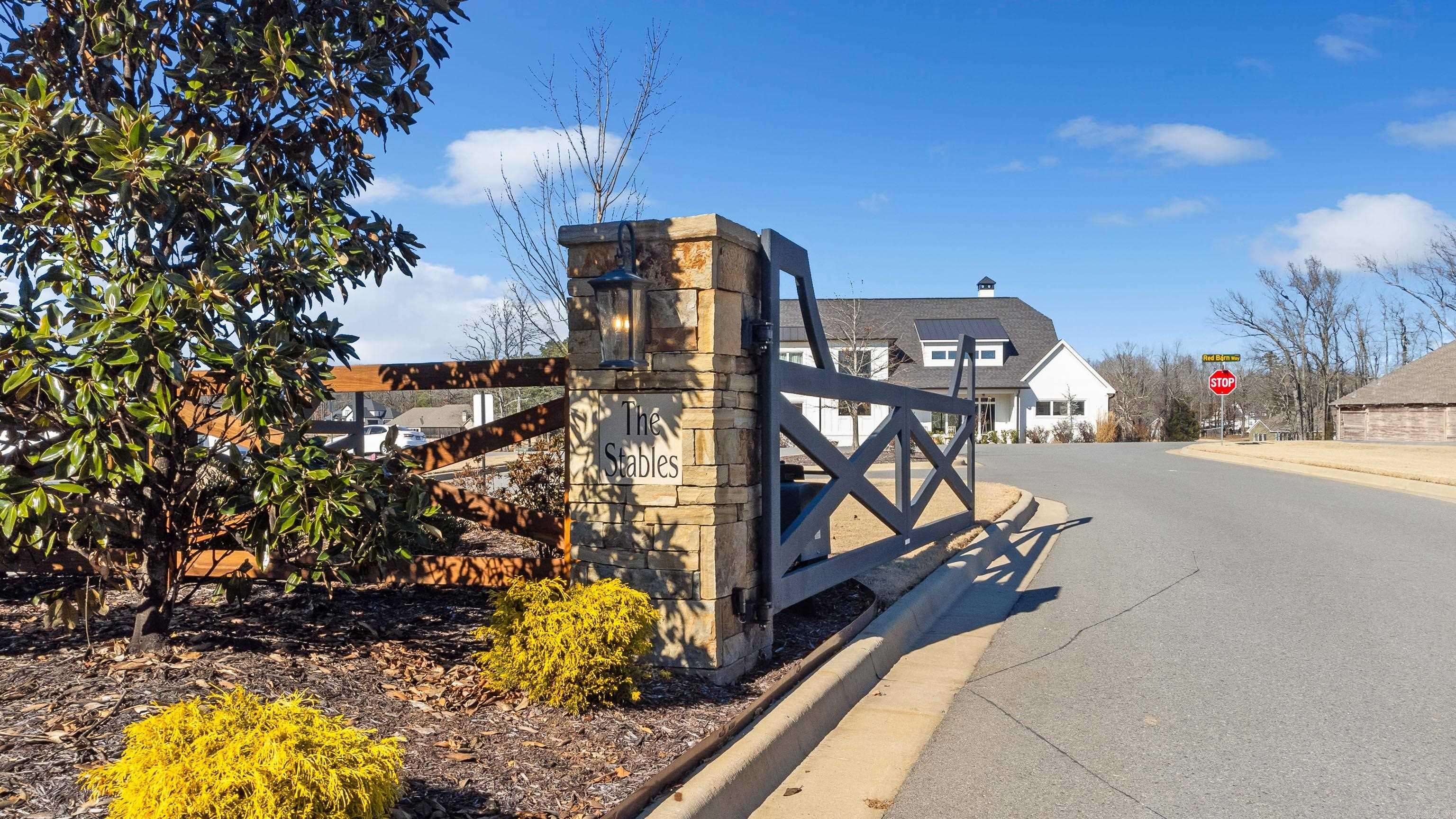 THE STABLES - Residential