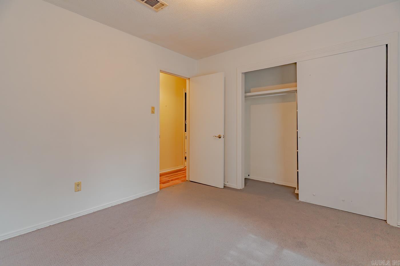 OTTER CREEK COMMUNITY - Residential