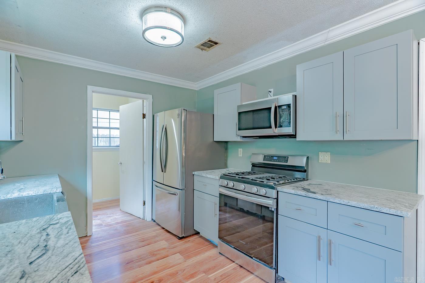 OTTER CREEK COMMUNITY - Residential