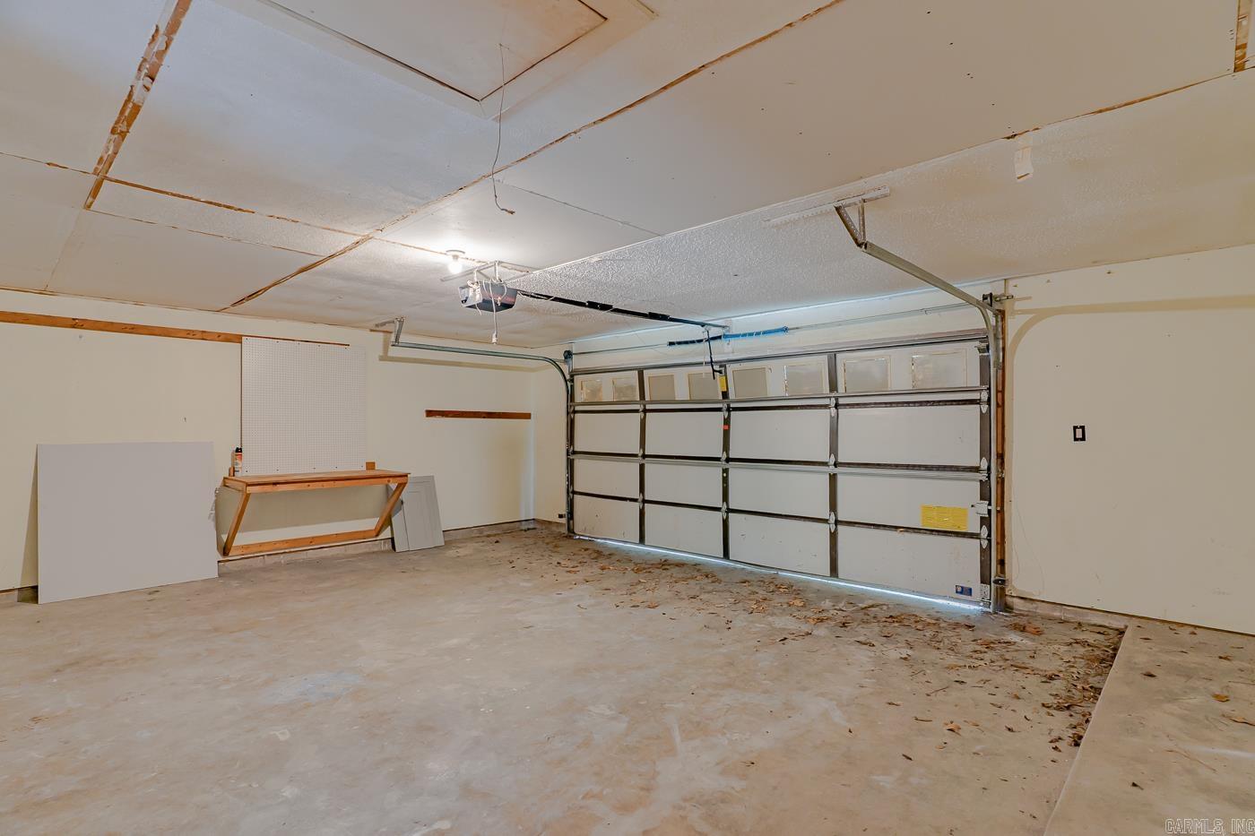 OTTER CREEK COMMUNITY - Residential