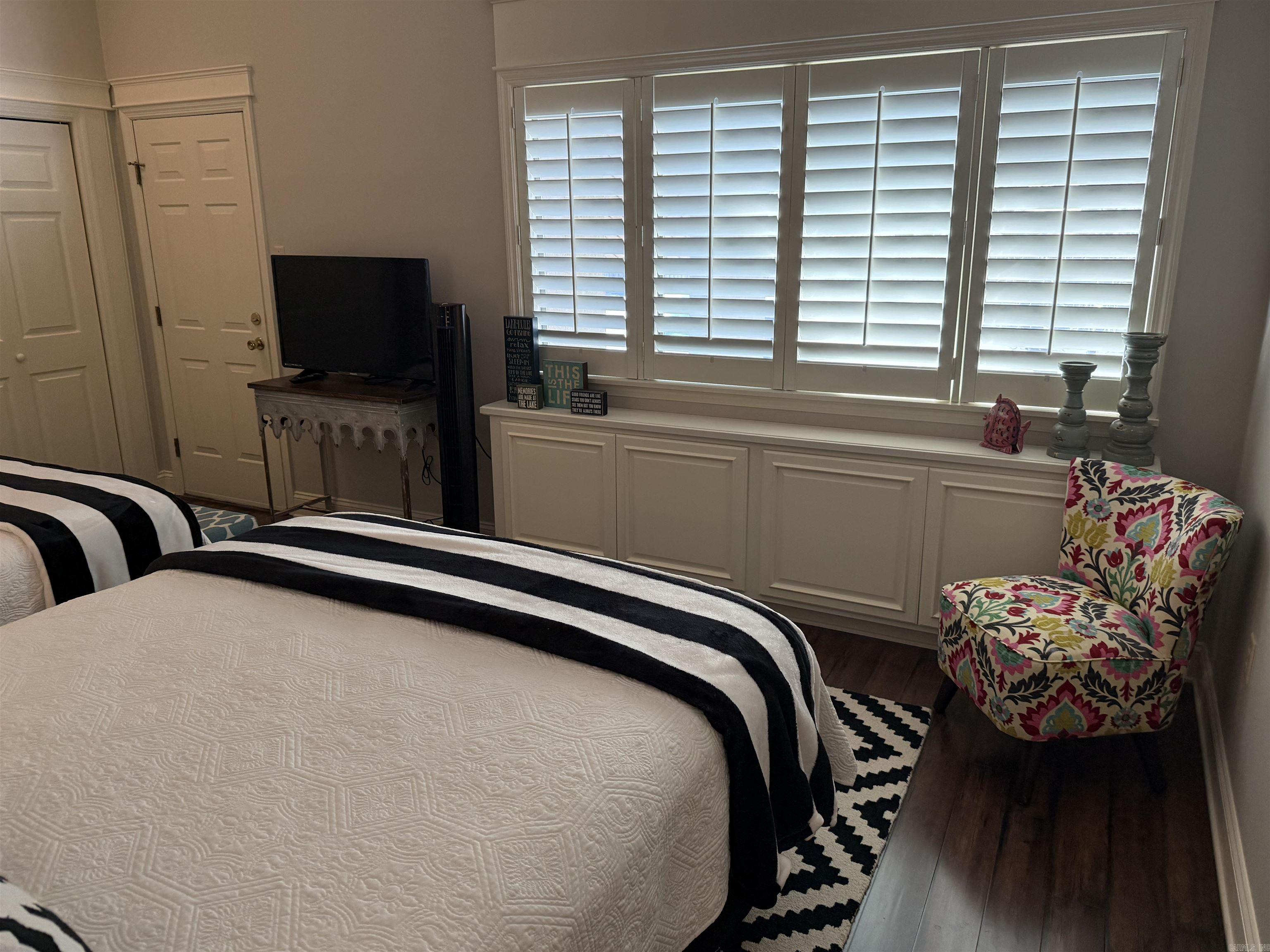 CLIFFSIDE LODGE - Residential