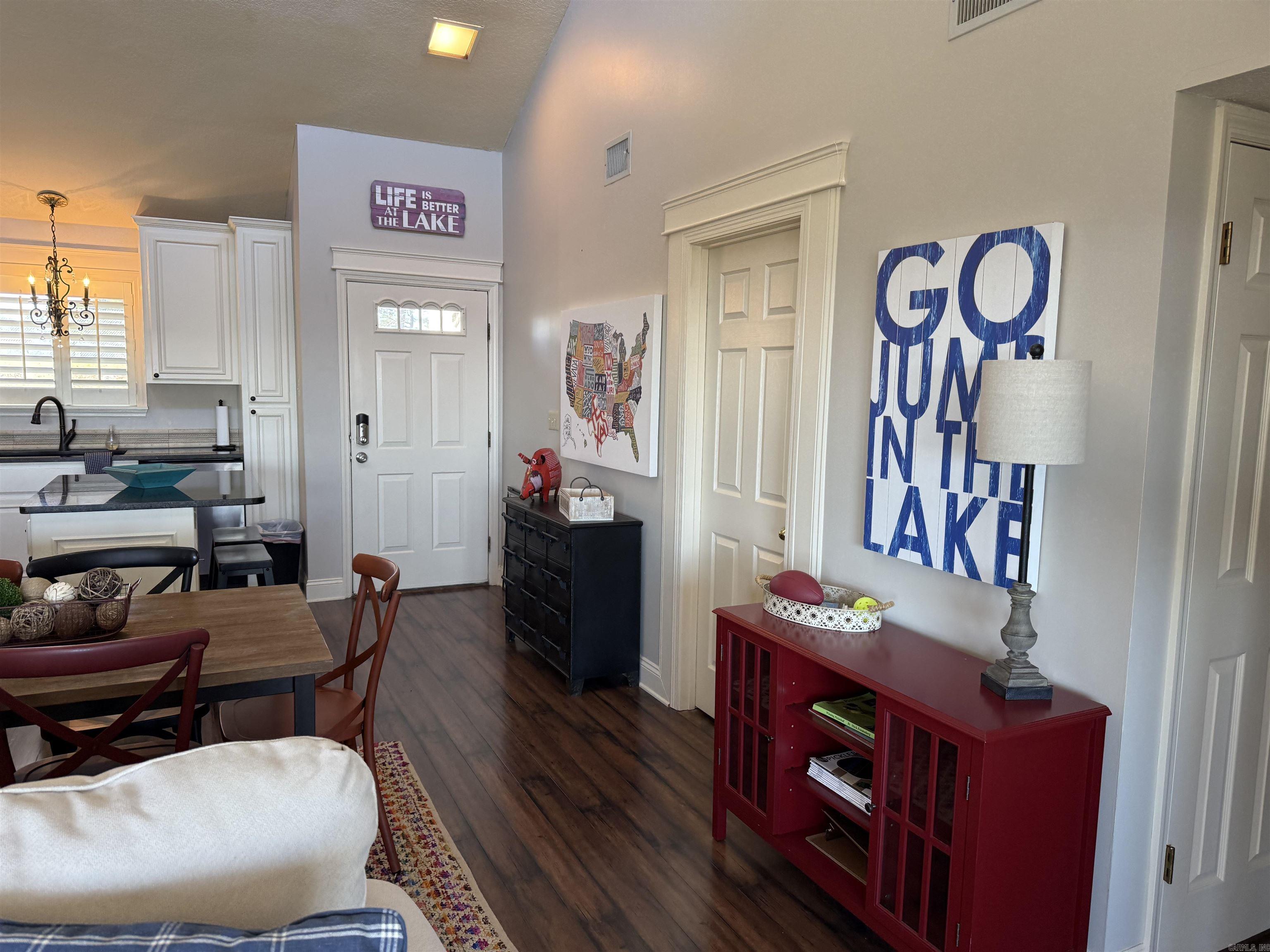 CLIFFSIDE LODGE - Residential