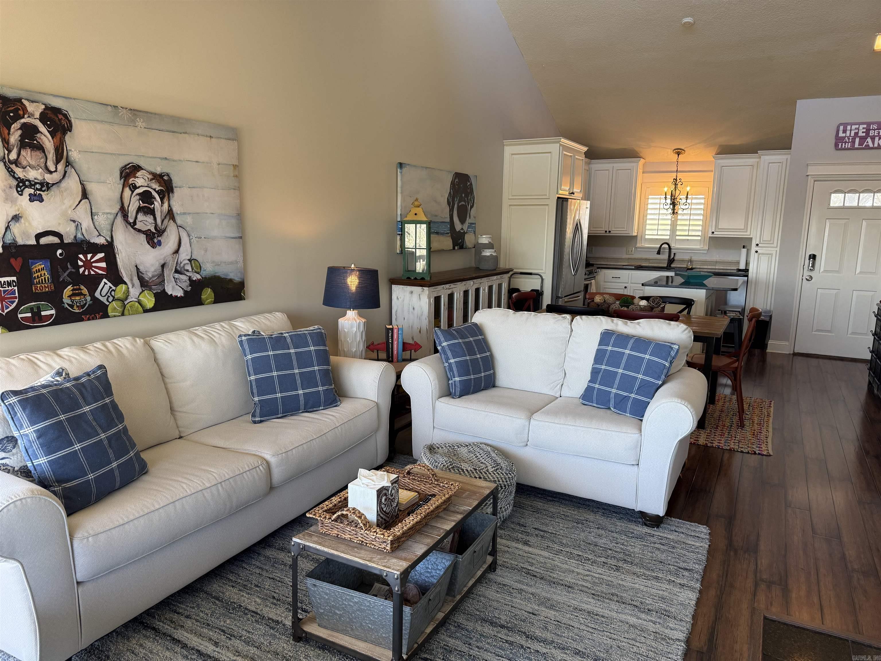 CLIFFSIDE LODGE - Residential