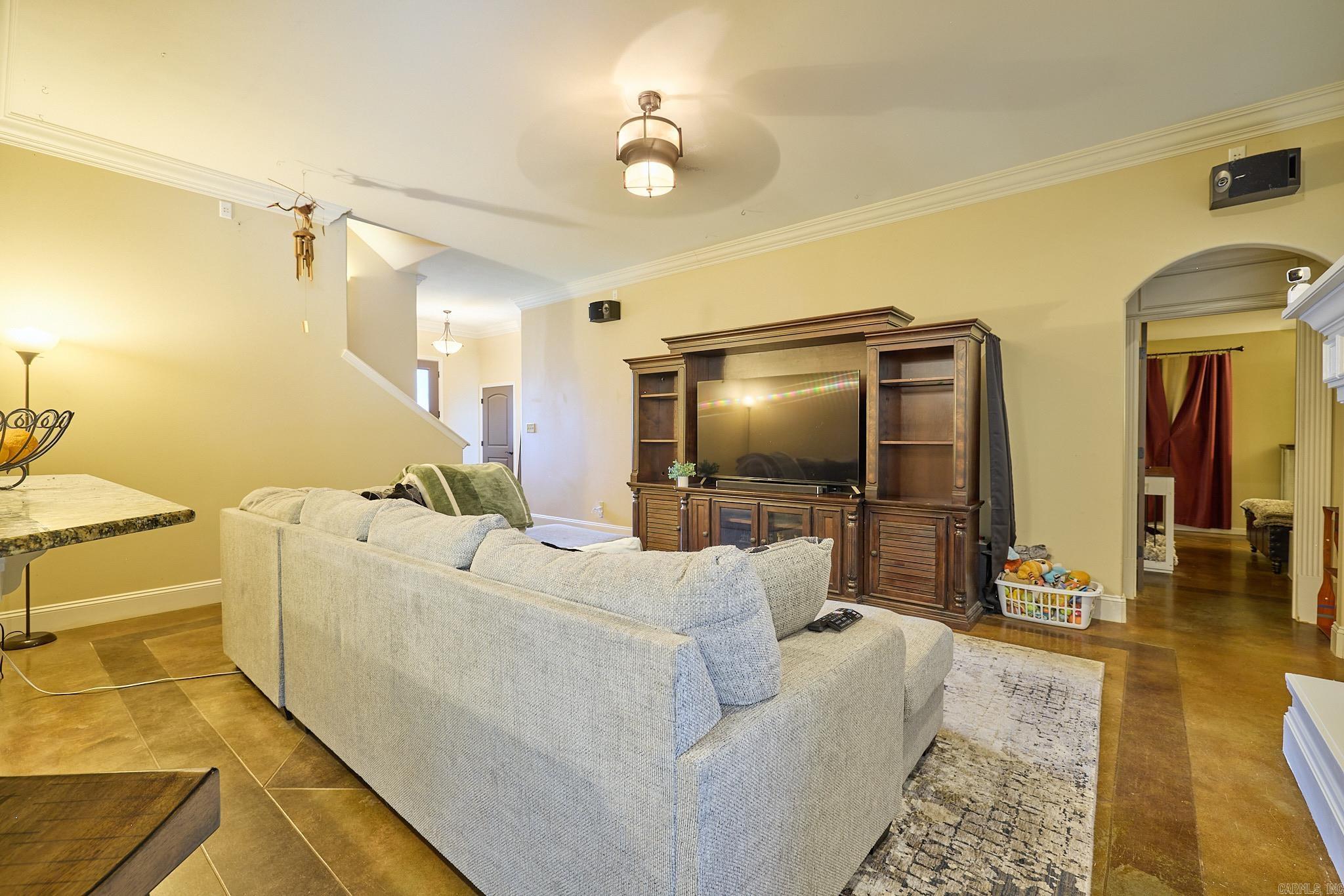 OAK GLENN - Residential
