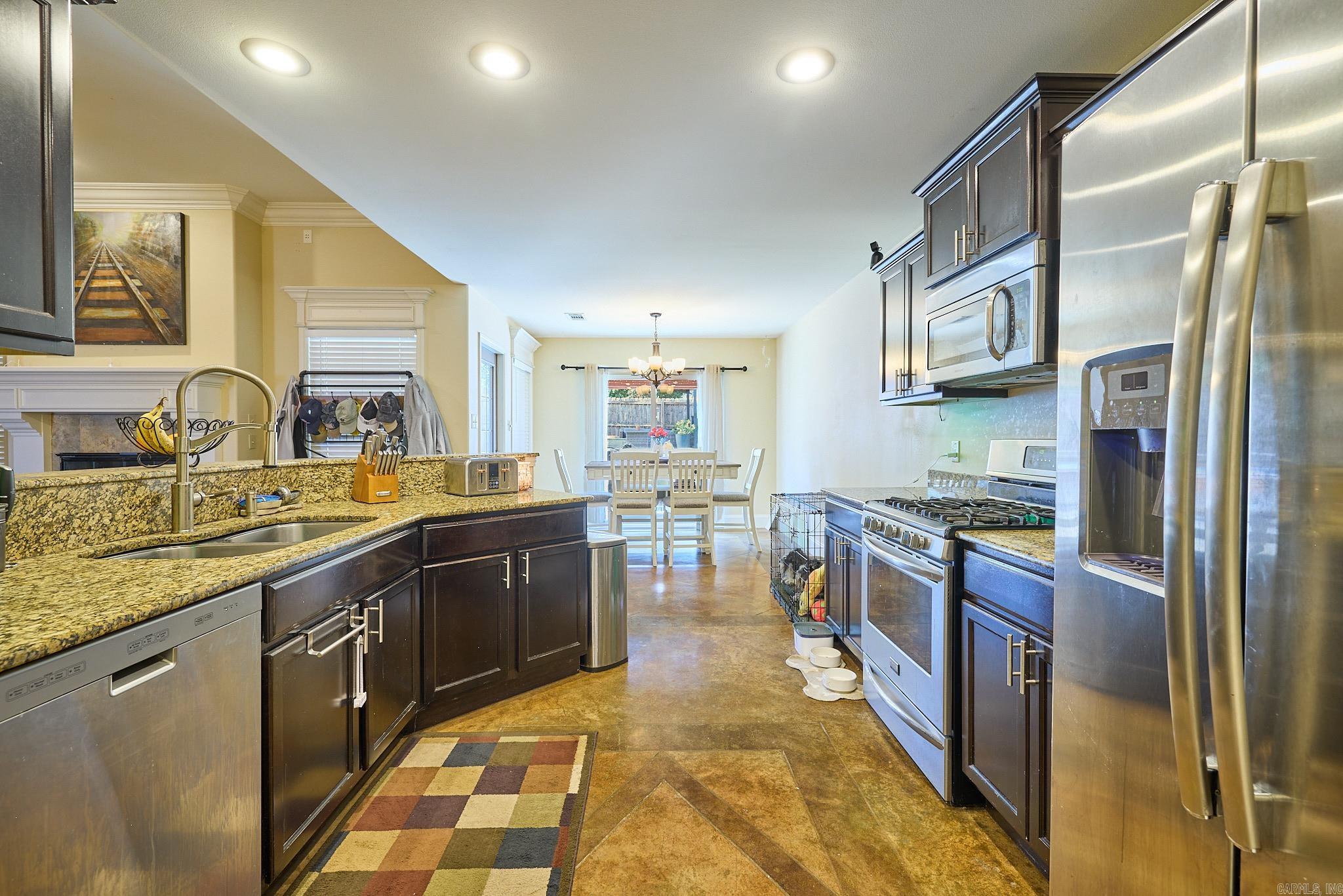 OAK GLENN - Residential