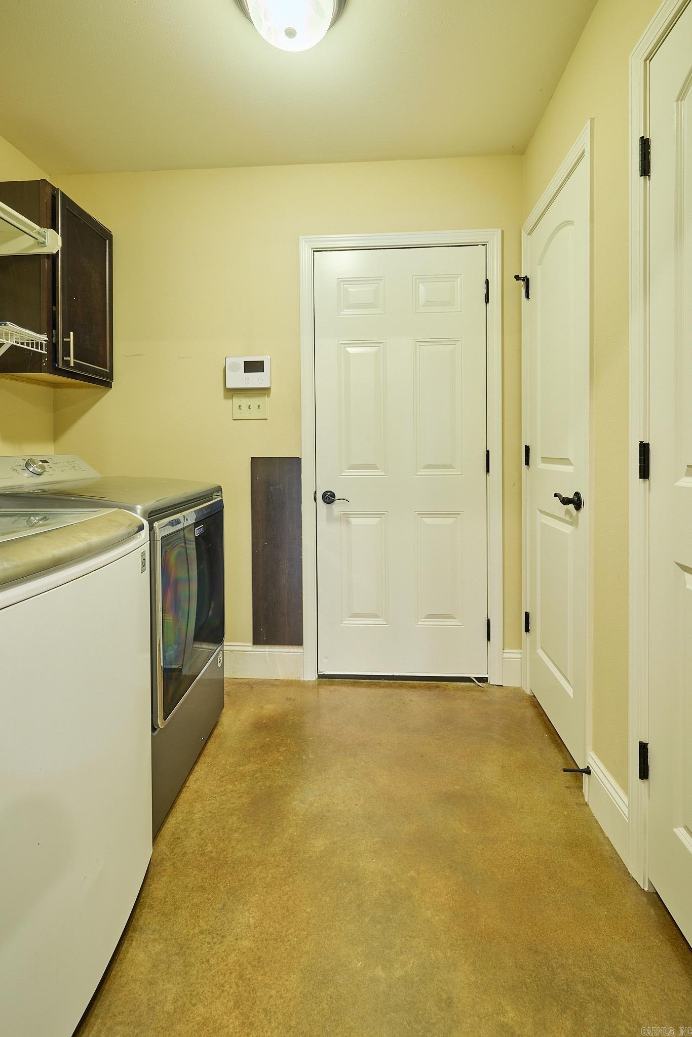 OAK GLENN - Residential