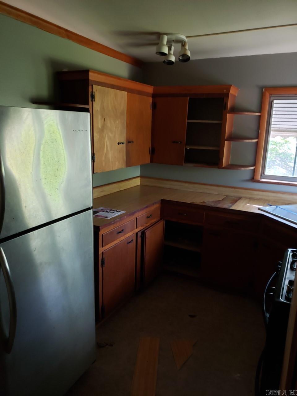 ANNEX TO FARMERES 3RD - Residential