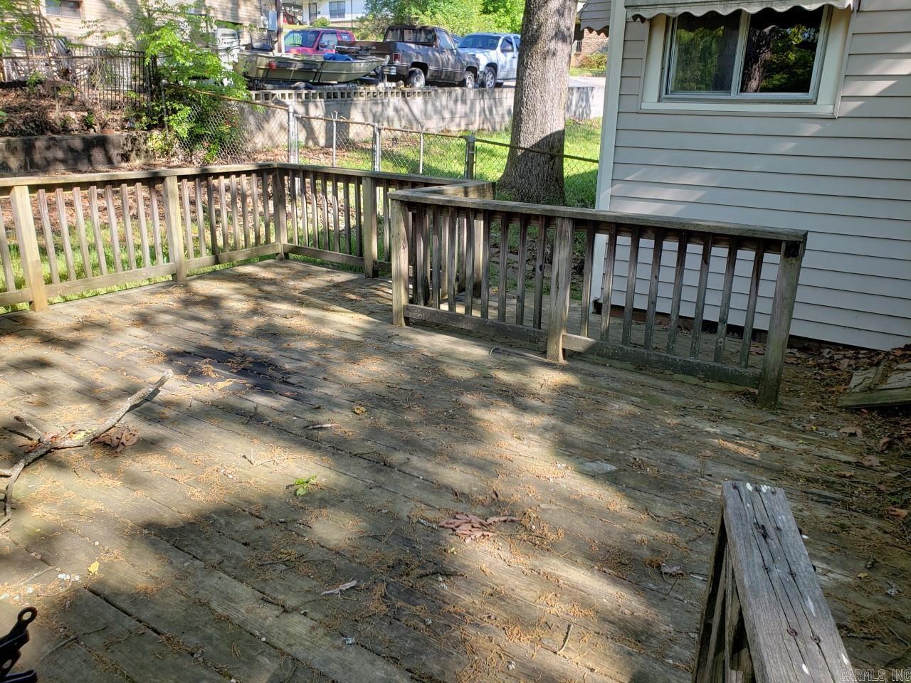 ANNEX TO FARMERES 3RD - Residential