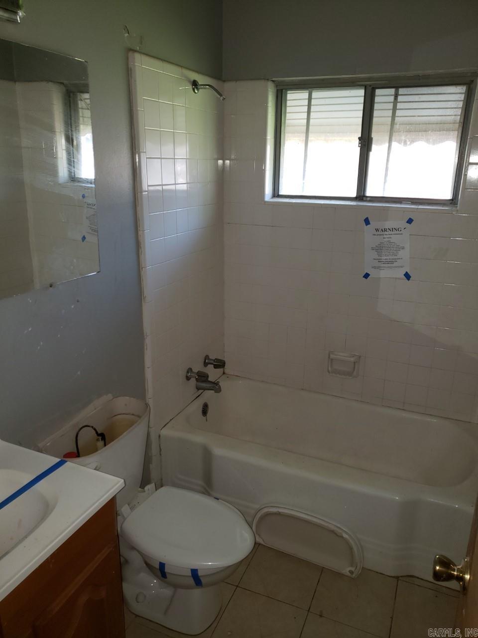 ANNEX TO FARMERES 3RD - Residential