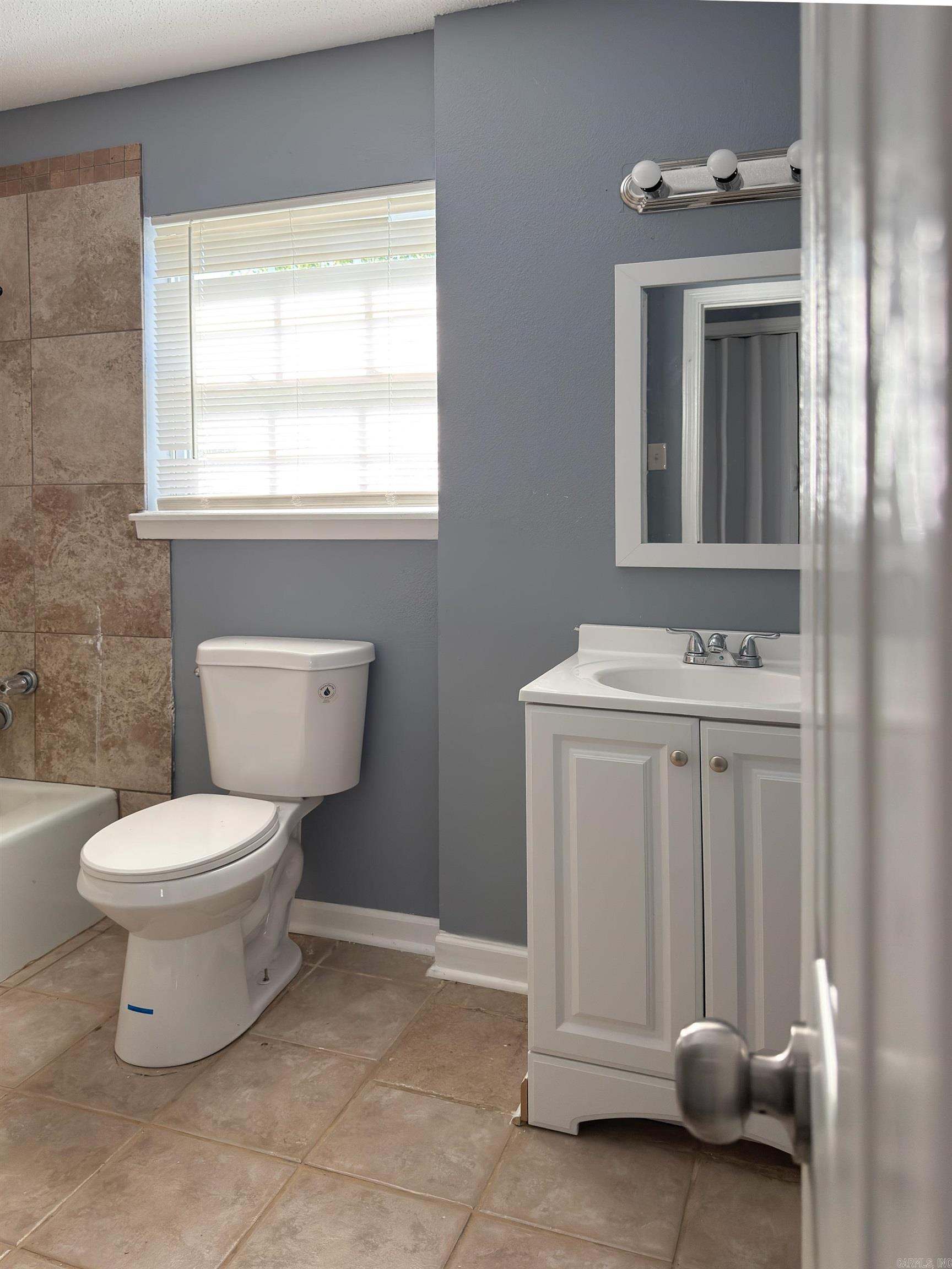 SHANNON HILLS s - Residential
