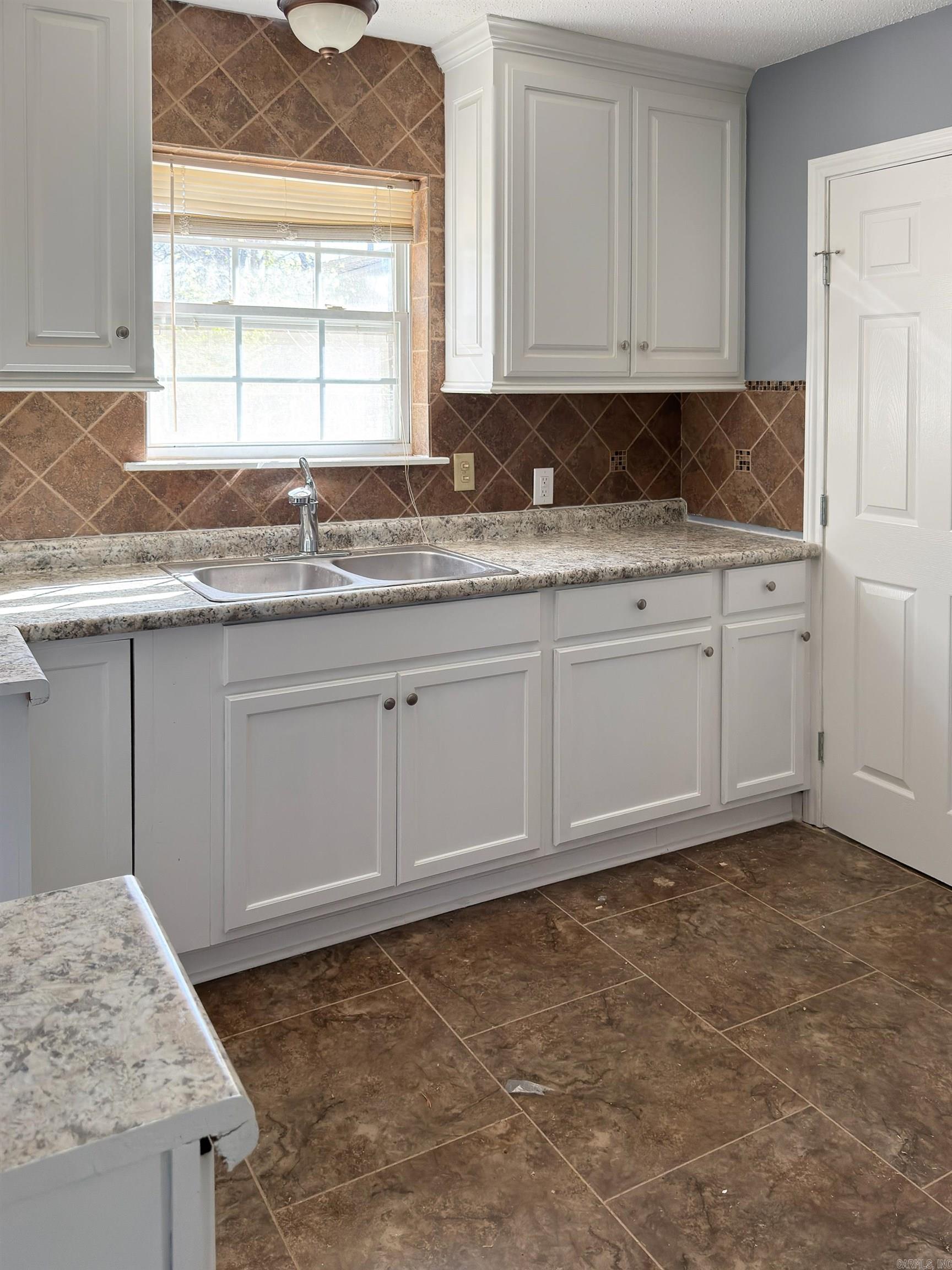 SHANNON HILLS s - Residential
