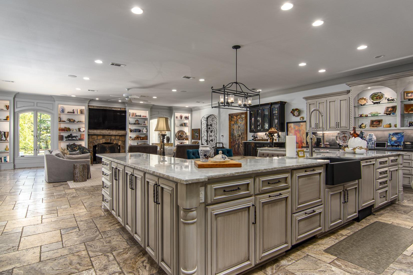 VALLEY FALLS ESTATES - Residential