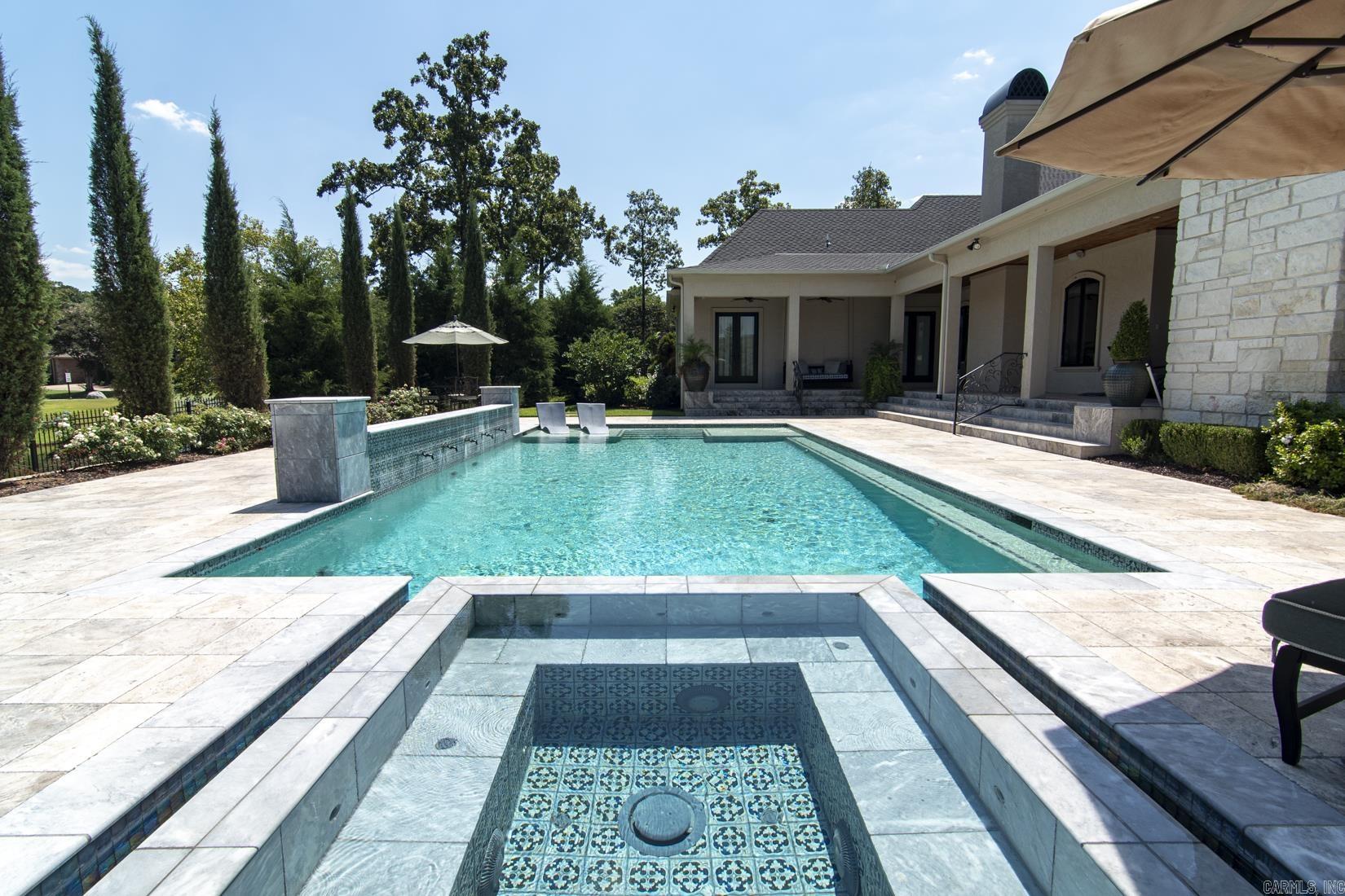 VALLEY FALLS ESTATES - Residential