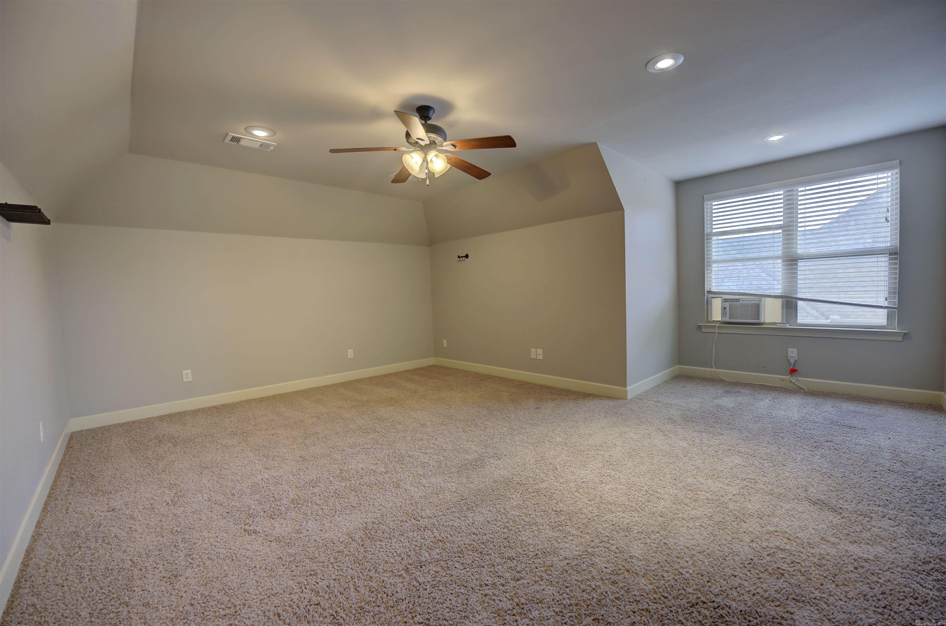 MAGNOLIA VILLAGE - Residential