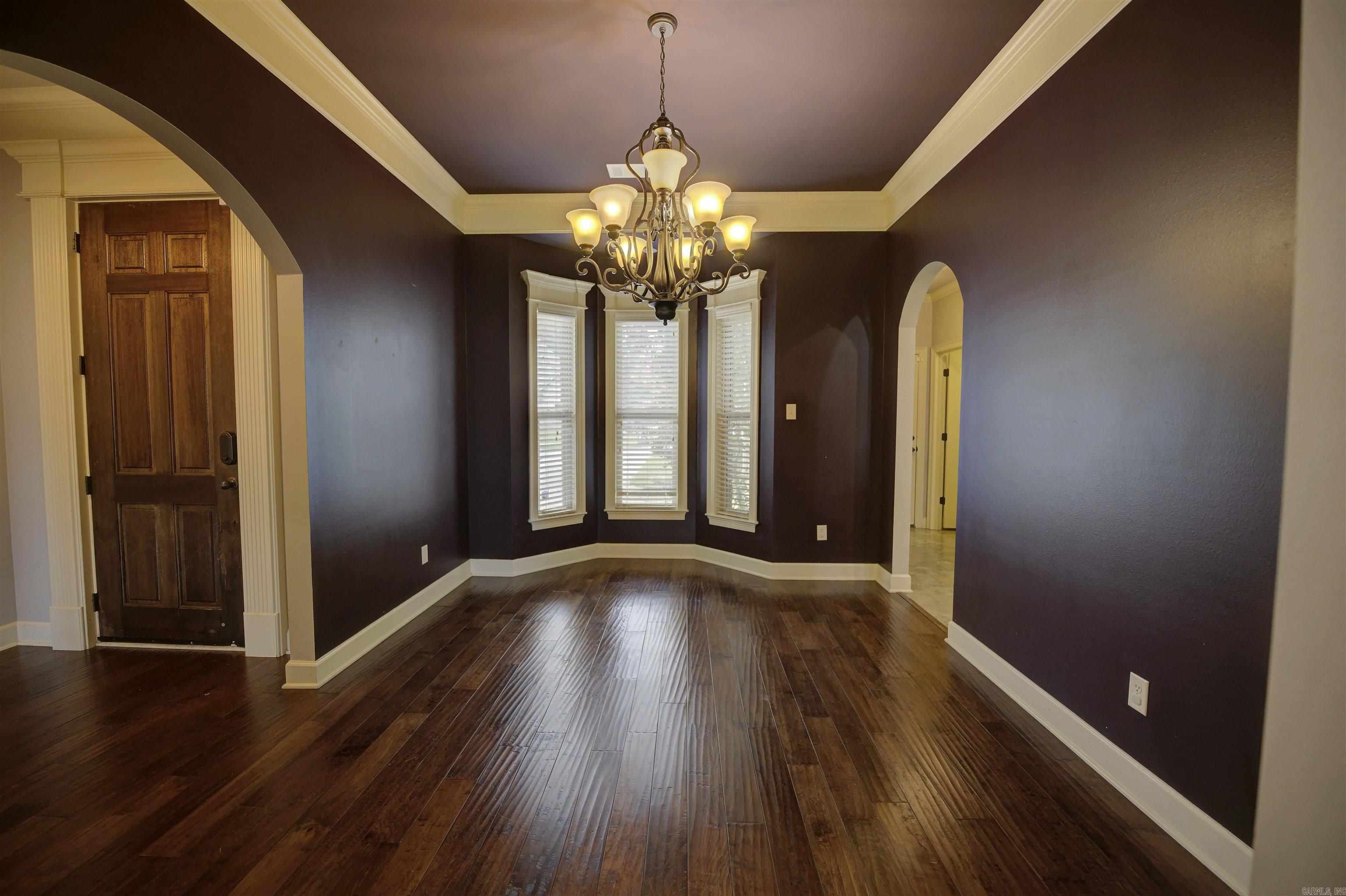 MAGNOLIA VILLAGE - Residential