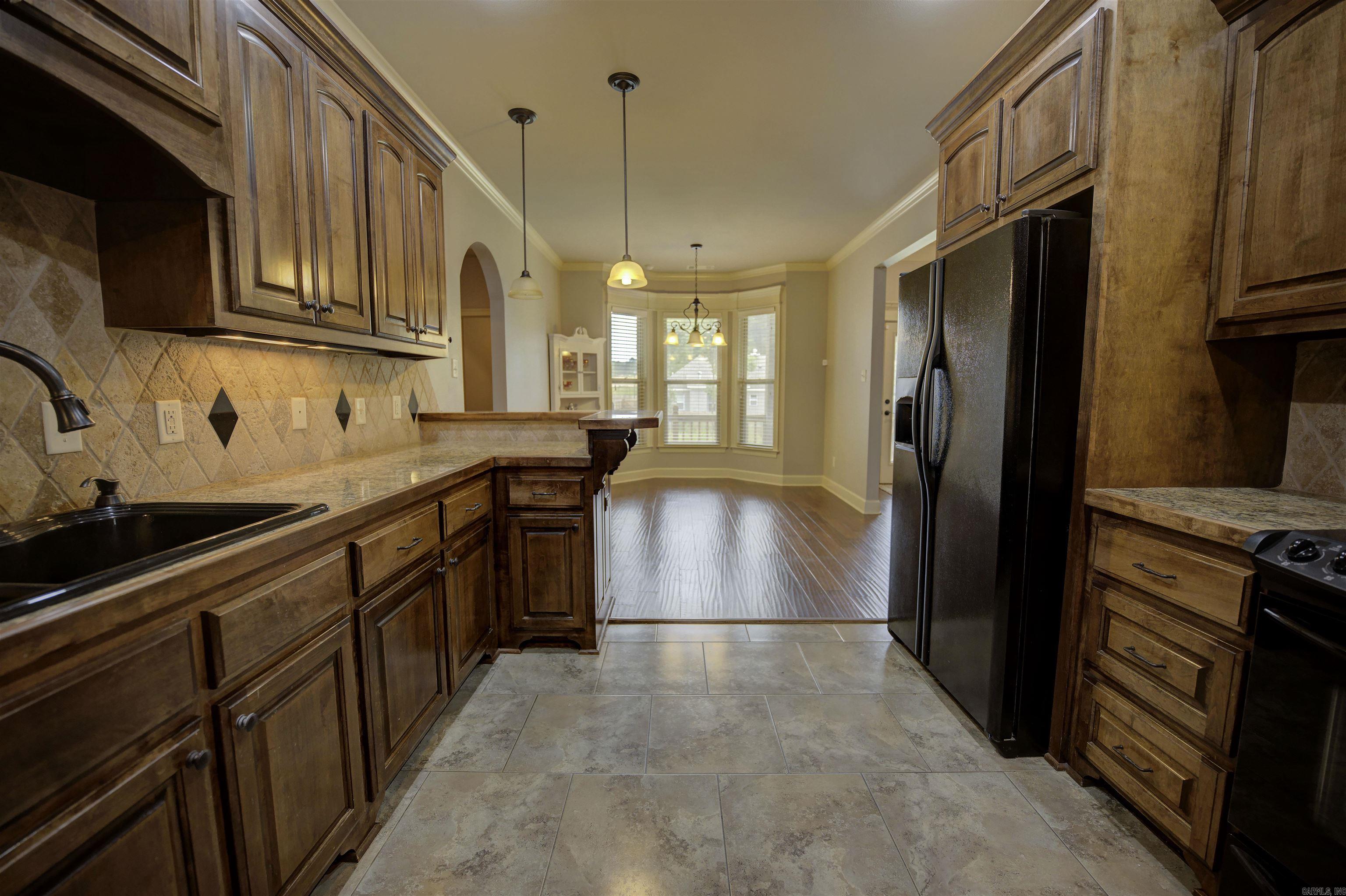 MAGNOLIA VILLAGE - Residential