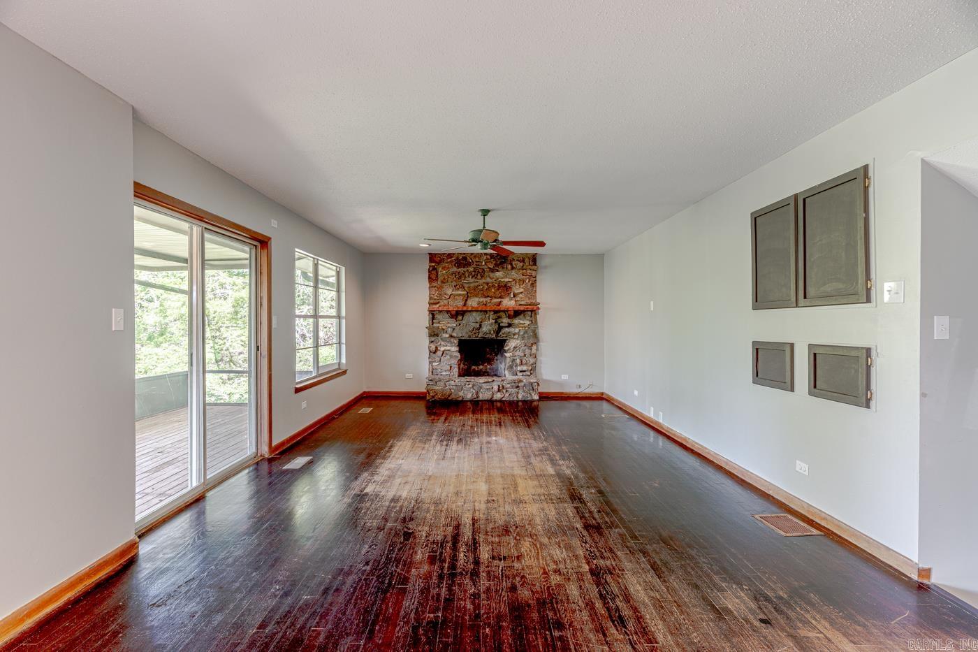 VEGAS FIRST - Residential