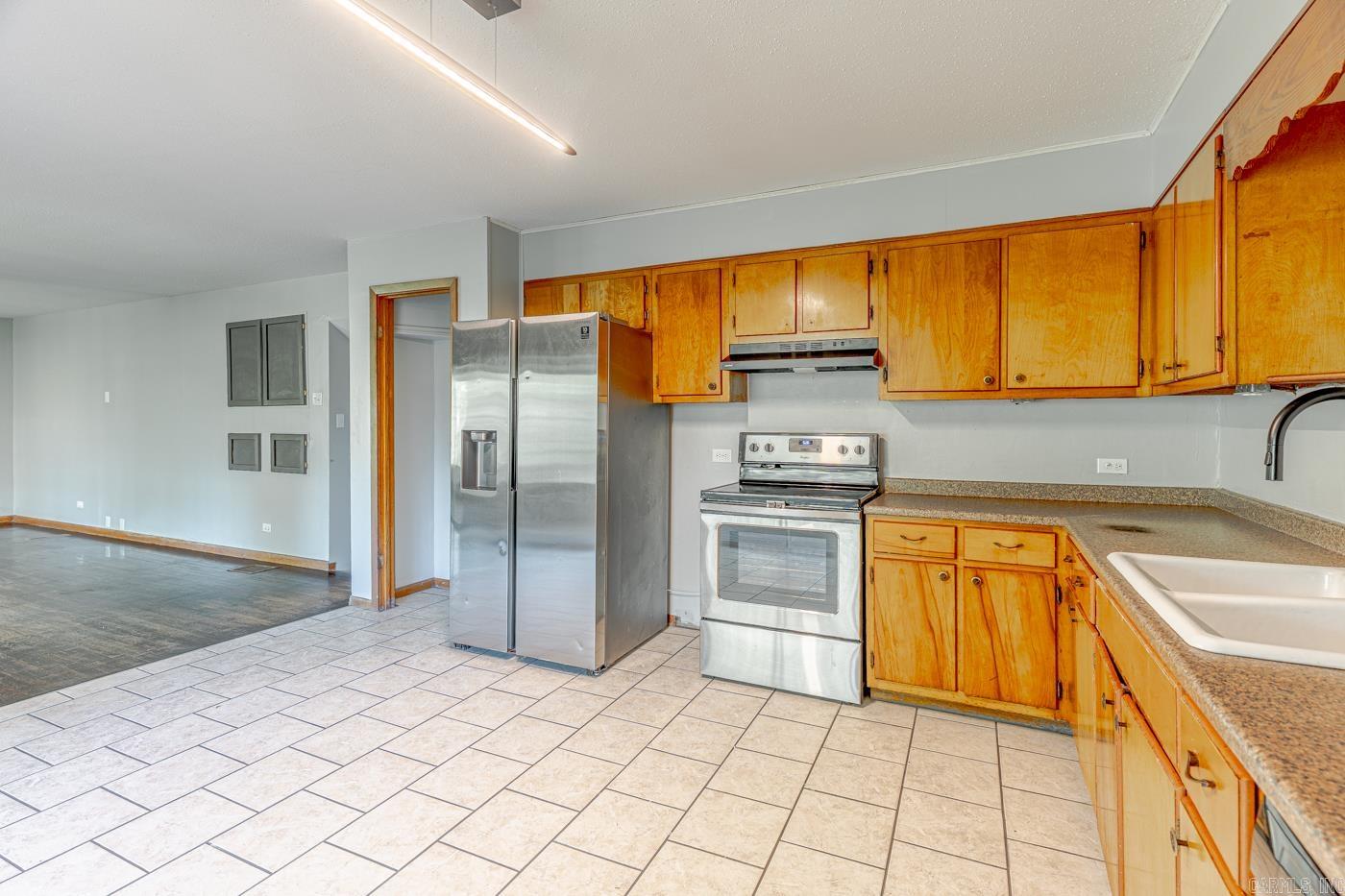 VEGAS FIRST - Residential