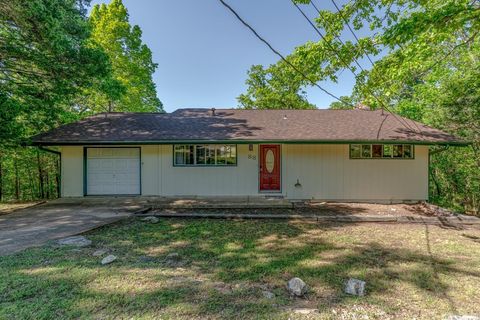 Photo of 88 Wabash Dr Dr, Cherokee Village, AR 72529 (MLS # 26015785)