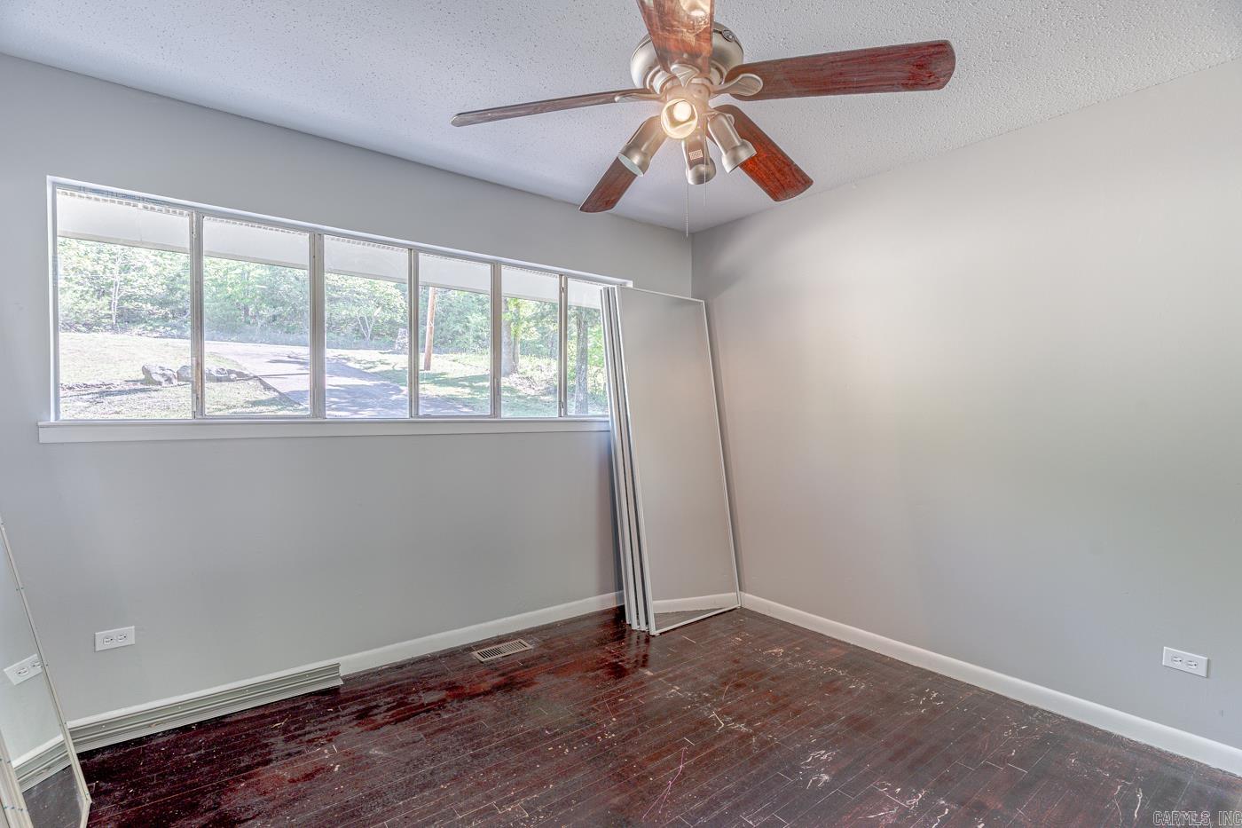 VEGAS FIRST - Residential