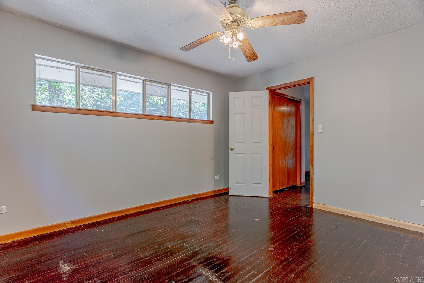 VEGAS FIRST - Residential