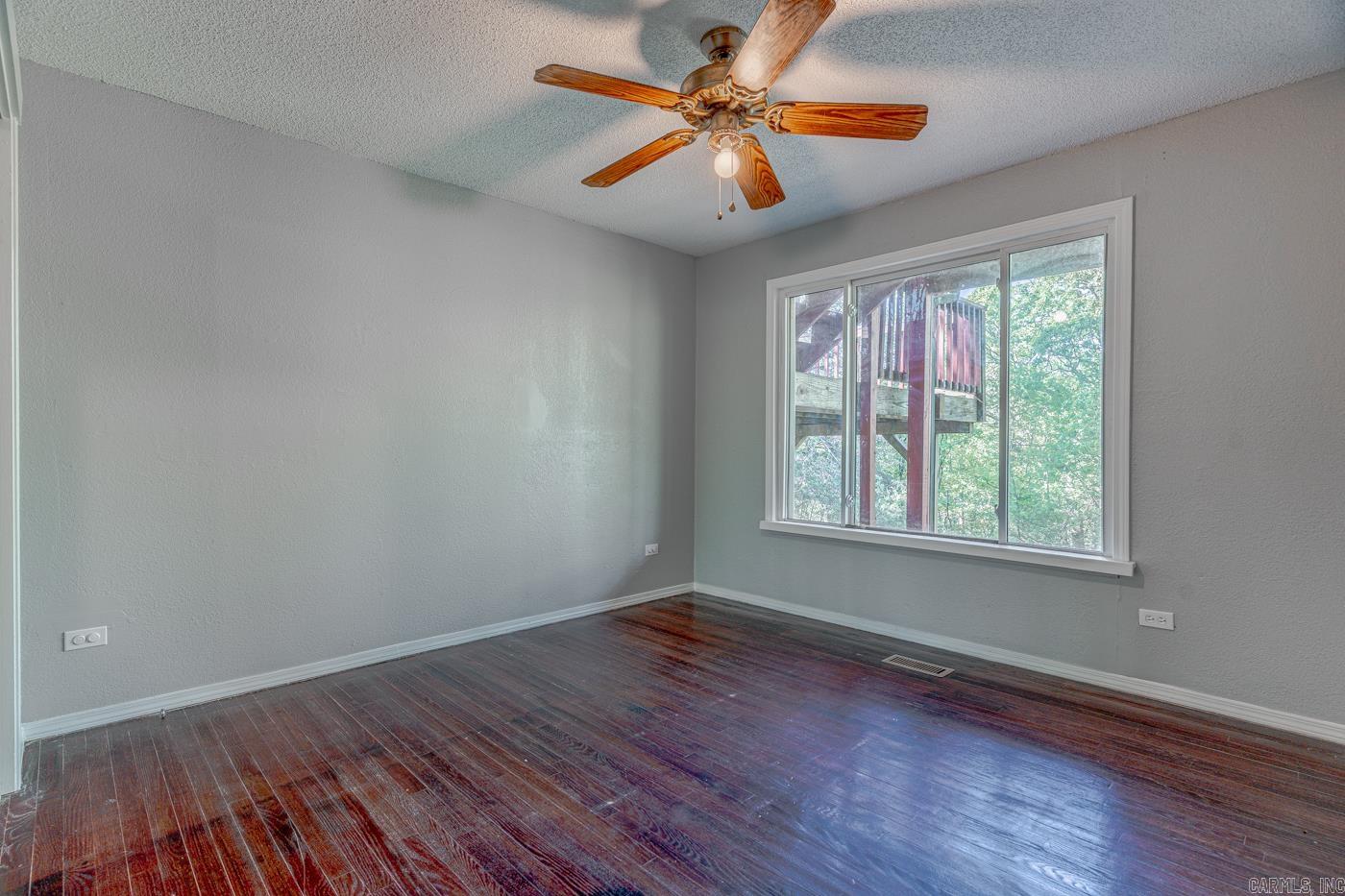 VEGAS FIRST - Residential