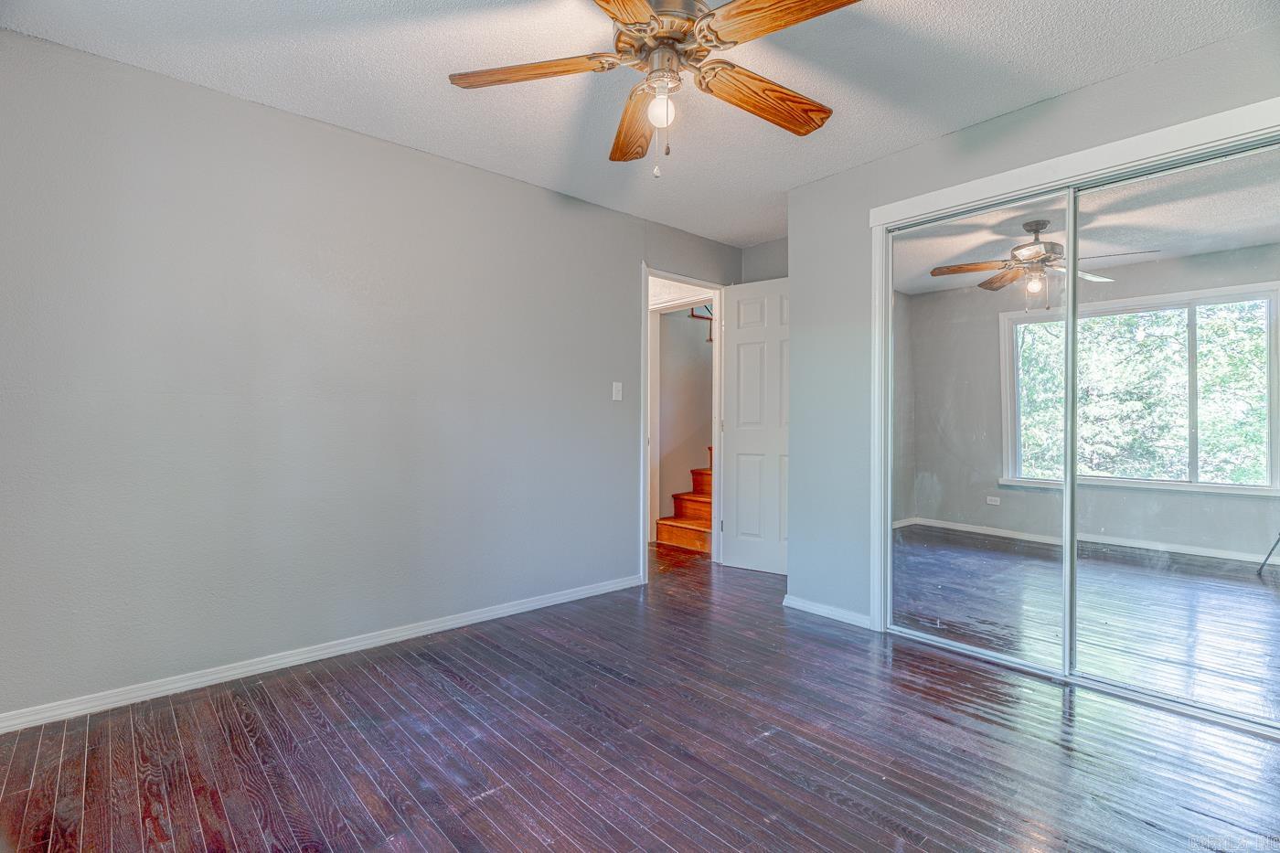 VEGAS FIRST - Residential